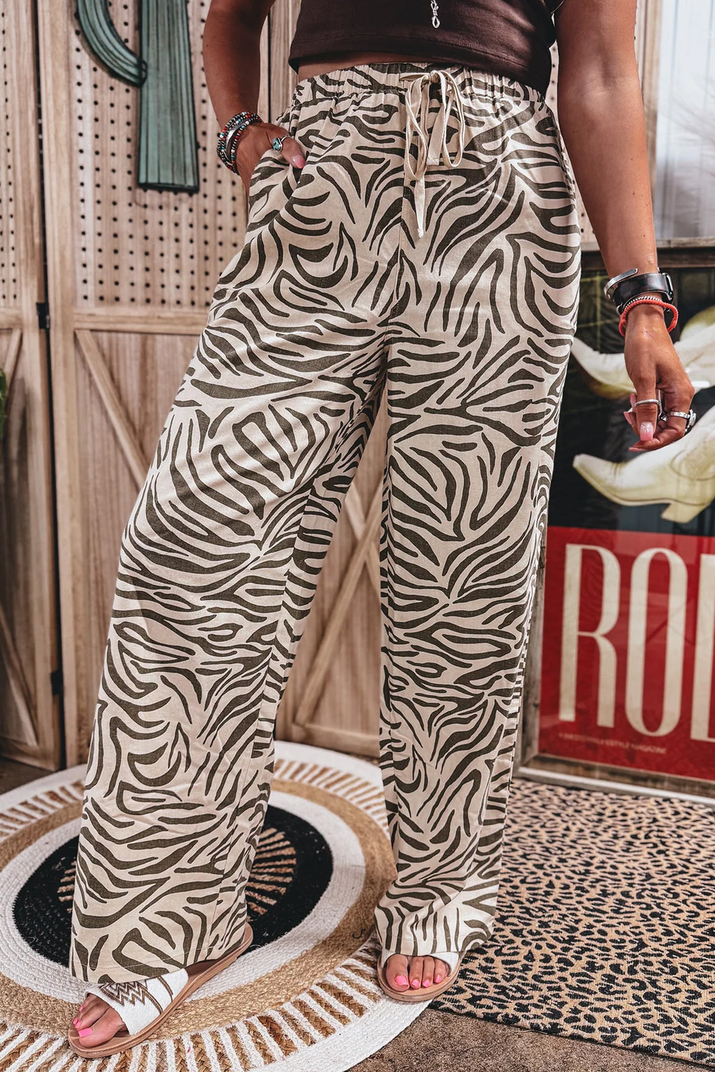 Multicolour Western Print Zebra Pattern Elastic Waist Pocket Full-Length Pants Online Only