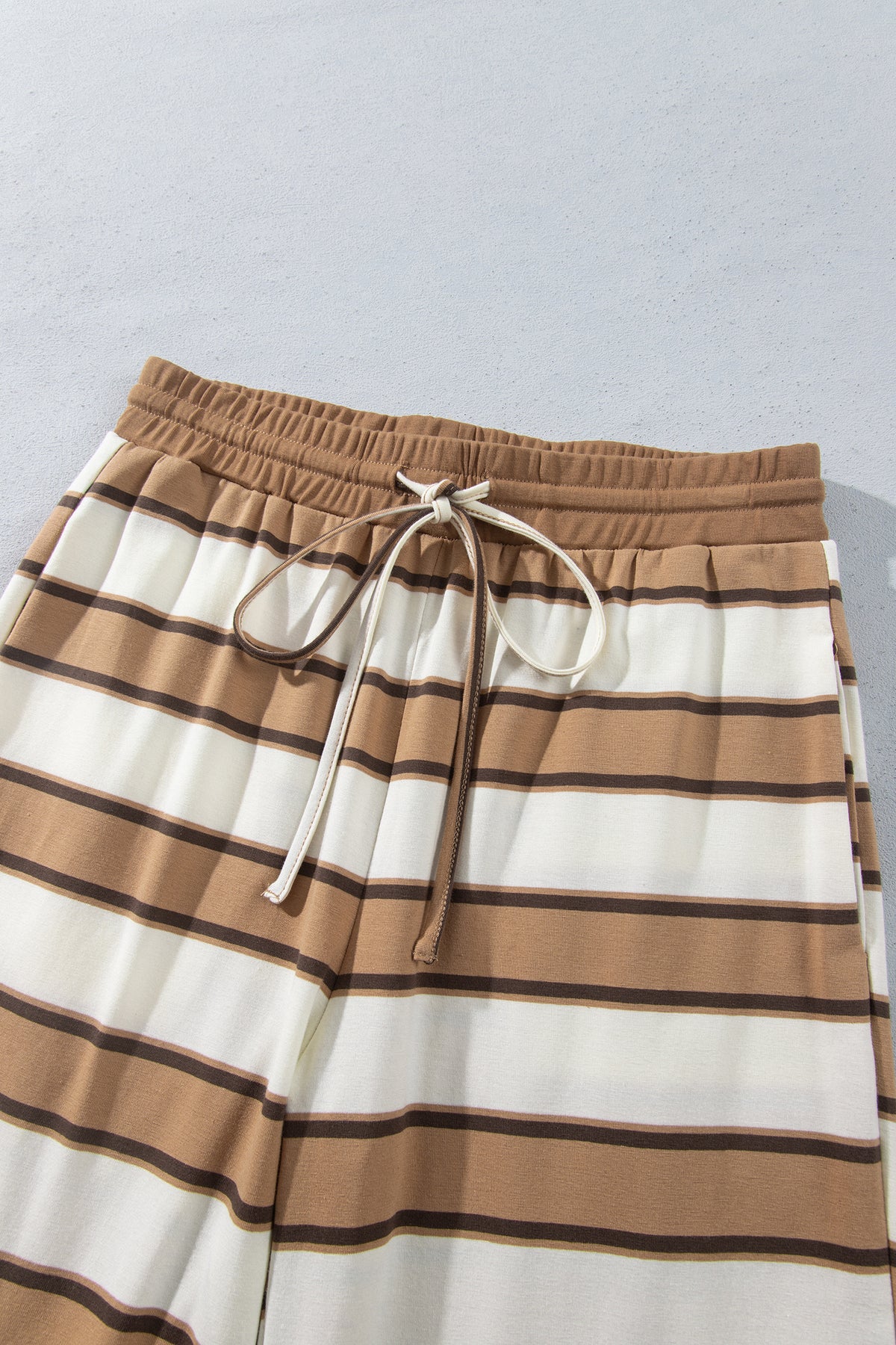 Khaki Stripe Contrast Trim Patchwork Casual Two-Piece Pants Set Online Only
