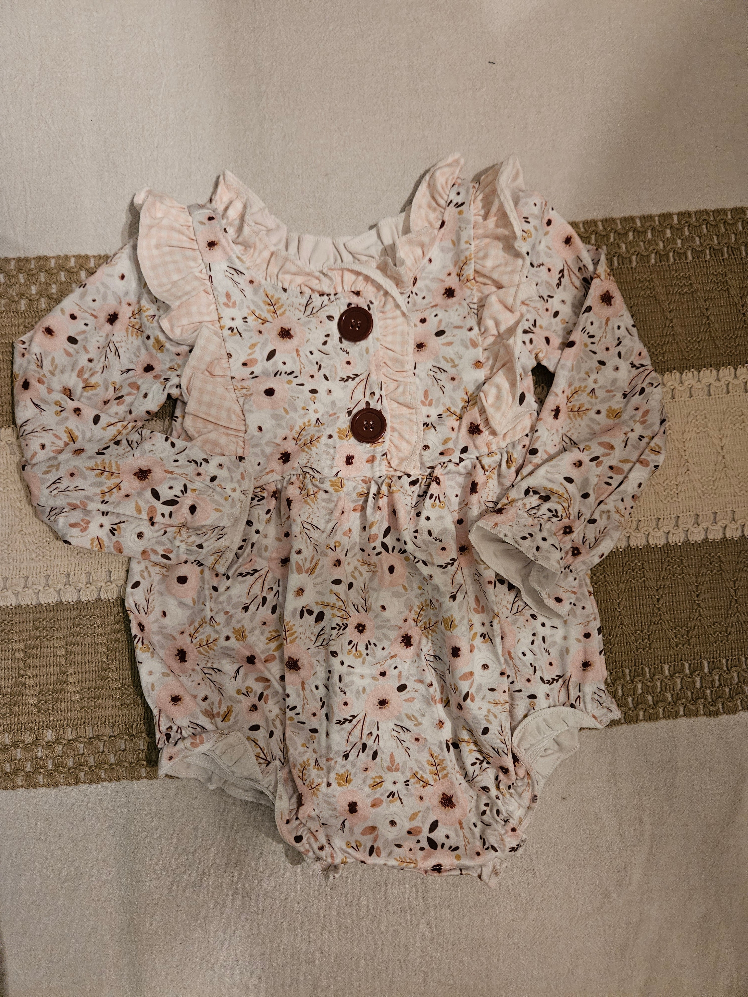 Sassy Kids Floral Ruffle Bubble Sz 6-12M