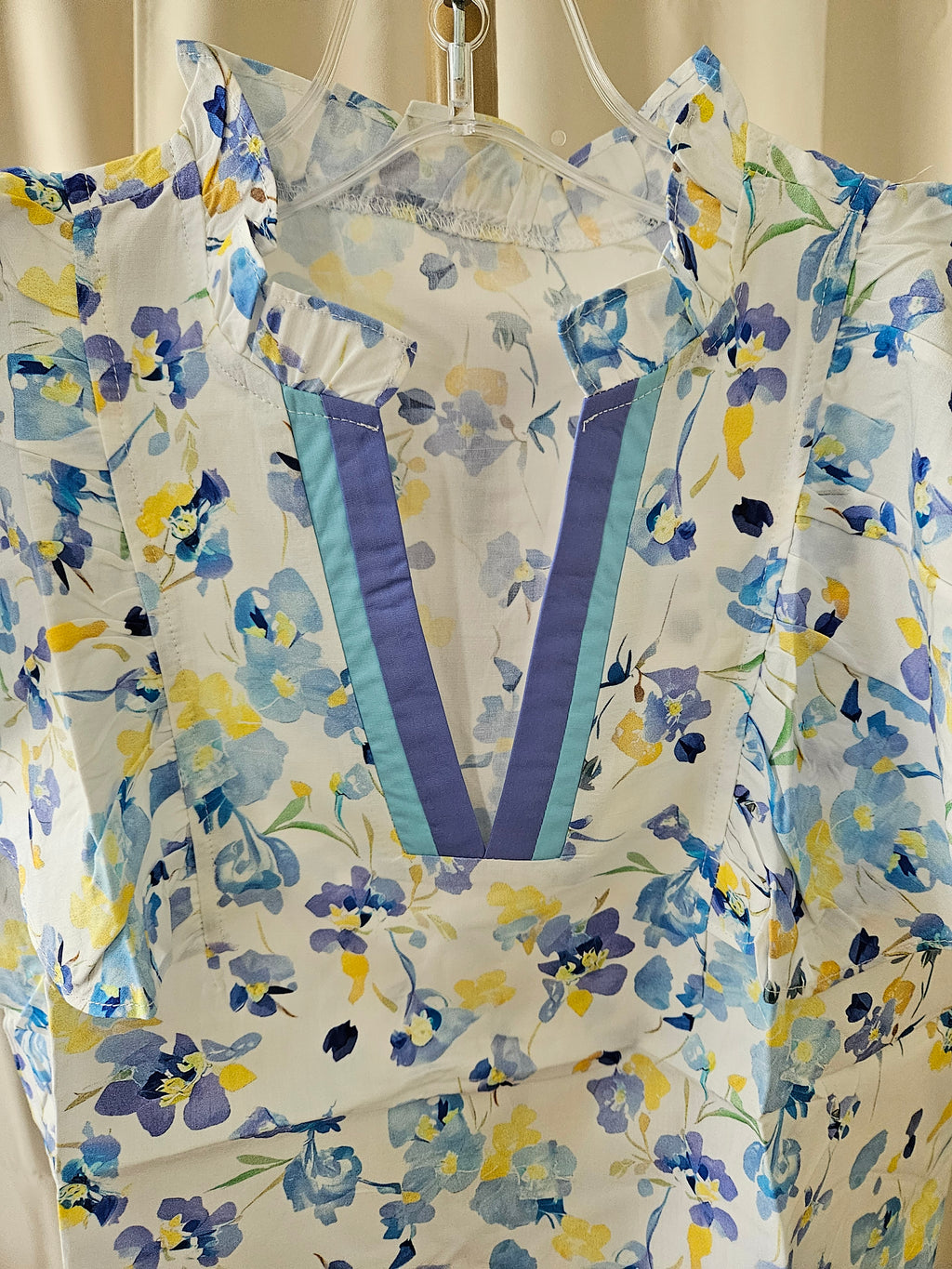 Lovesoft Floral V-Neck Flutter Sleeve Top | Size S & M