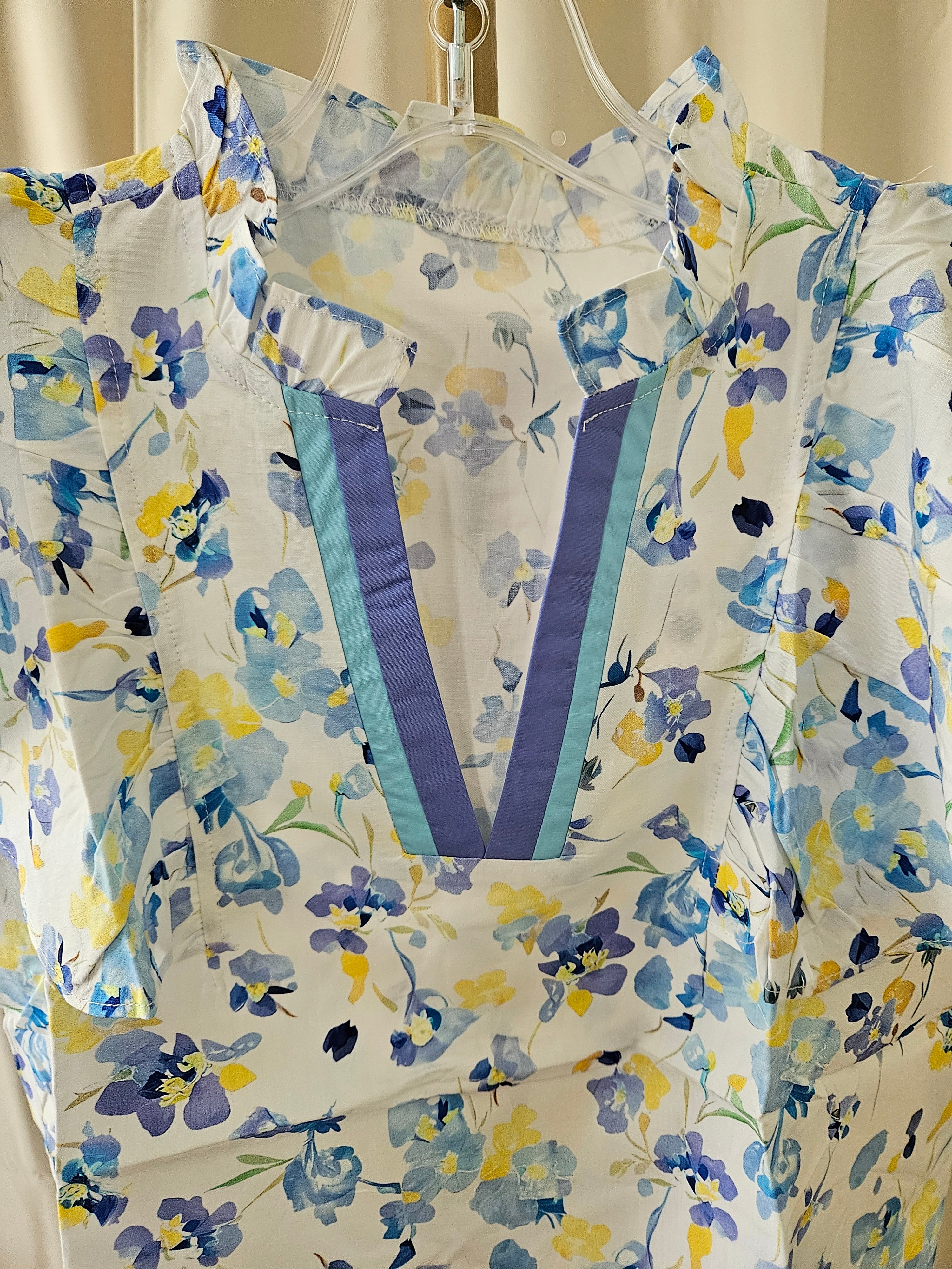Lovesoft Floral V-Neck Flutter Sleeve Top | Size S & M