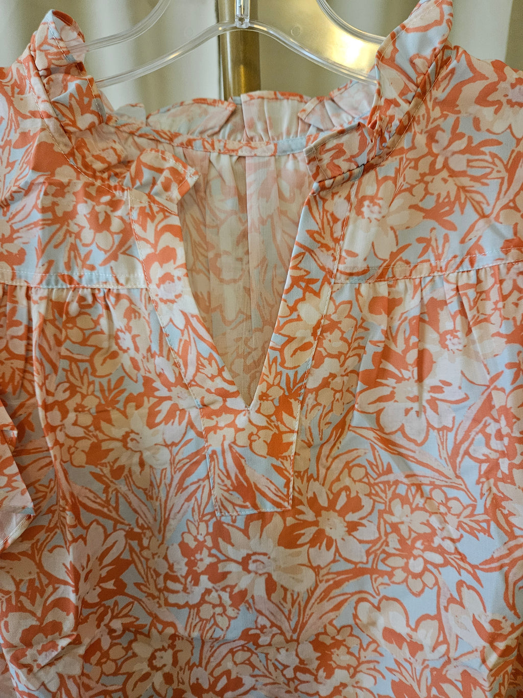 LiveFashionWay Floral Ruffle Sleeve Split NeckTop - Peach Sz Lg