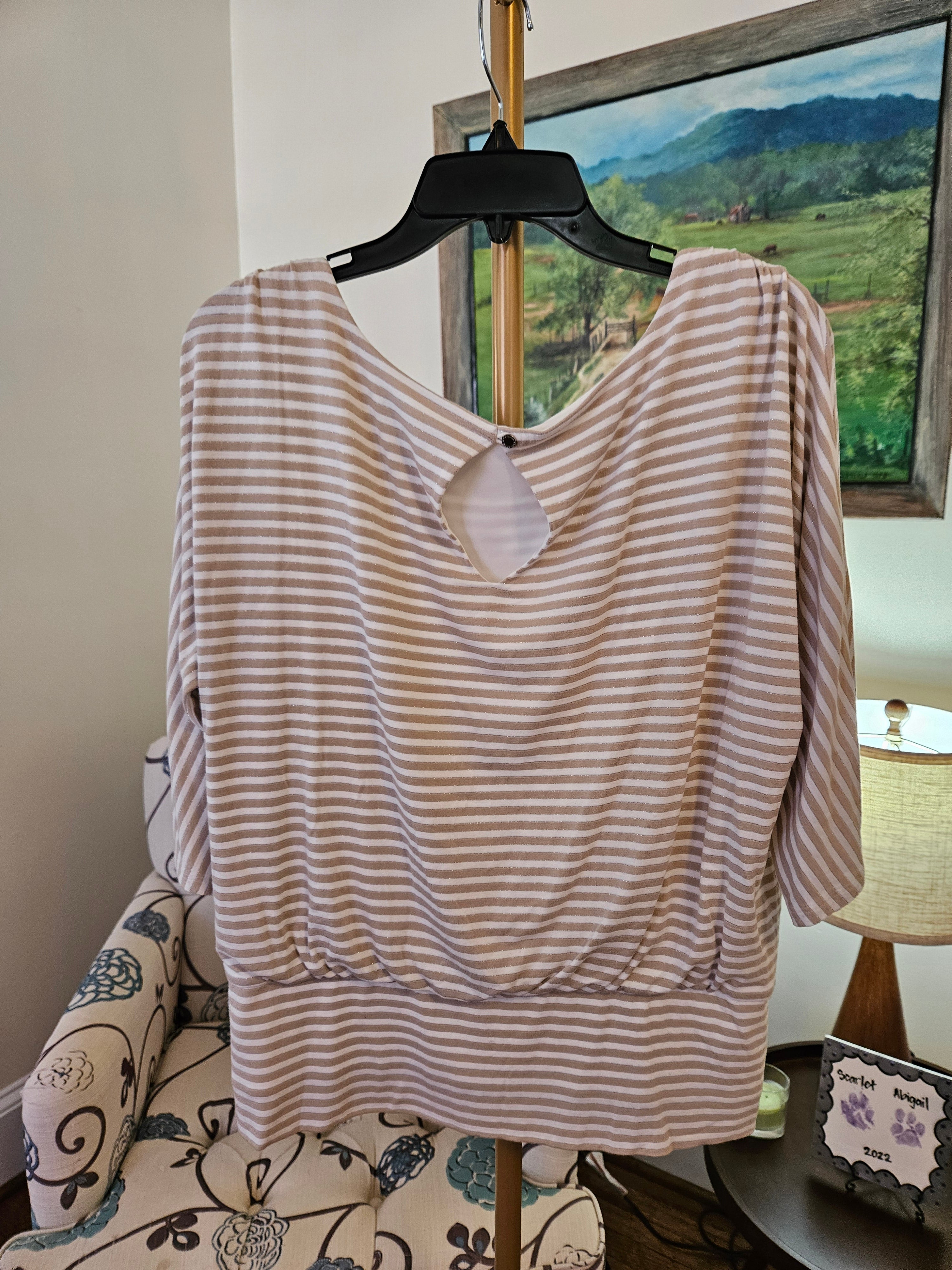 White House Black Market Striped Cream, White And Silver Blouse Sz Lg