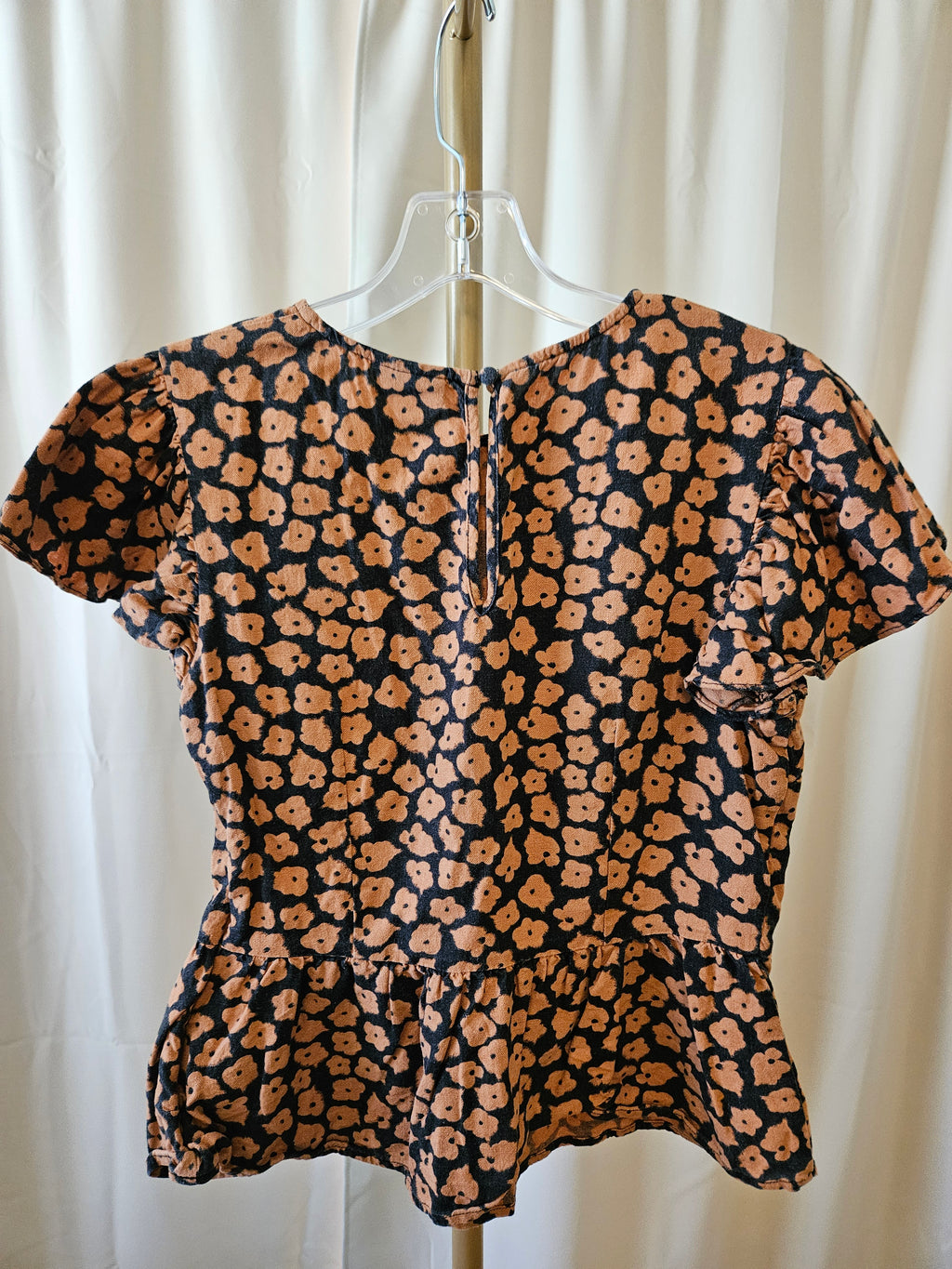 Who What Wear Blouse Size XS Burnt Orange & Black Linen Blend