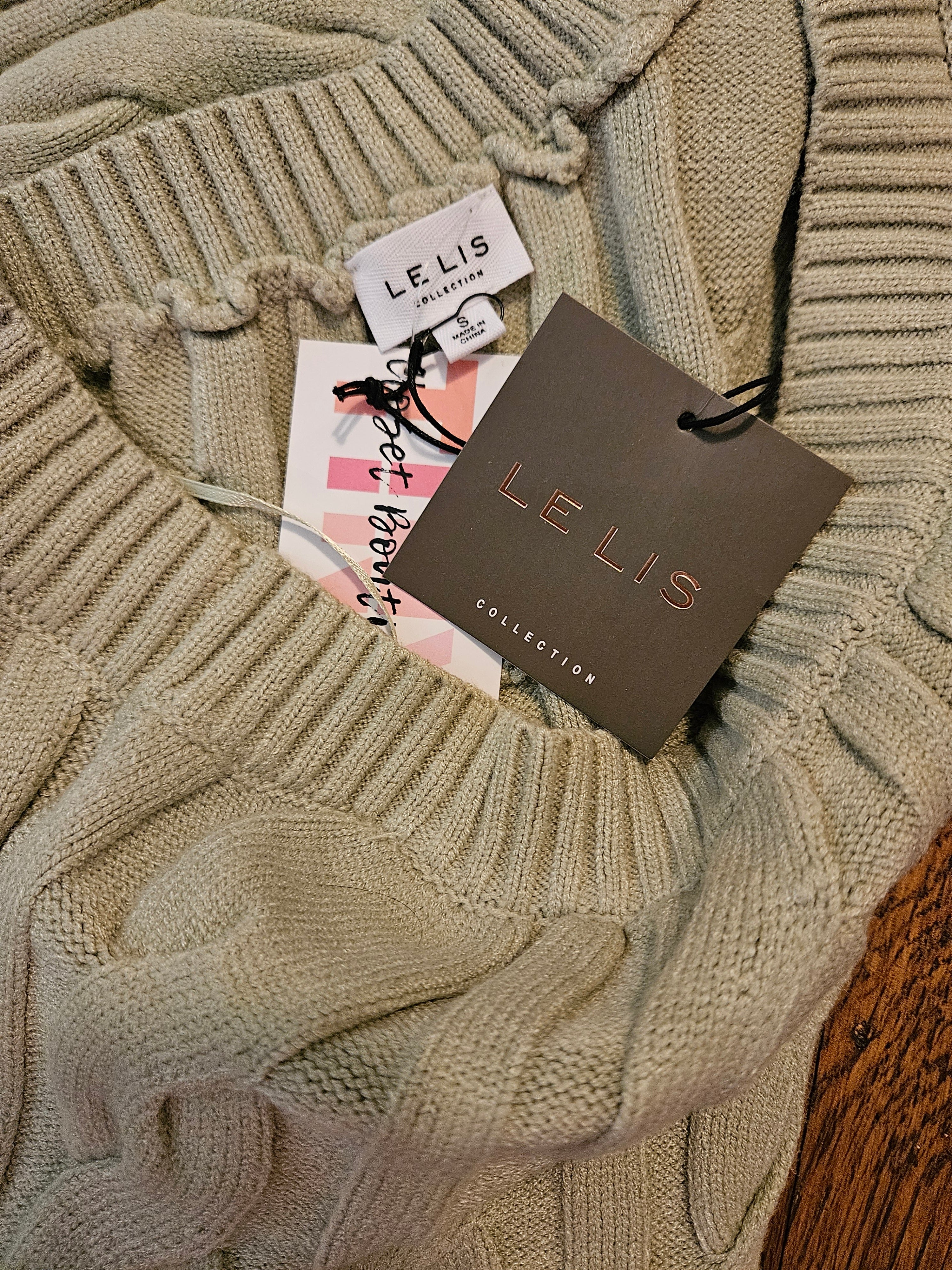 Le Lis  Stylish Off-the-Shoulder Cable Knit Sweater - Sage Sz M