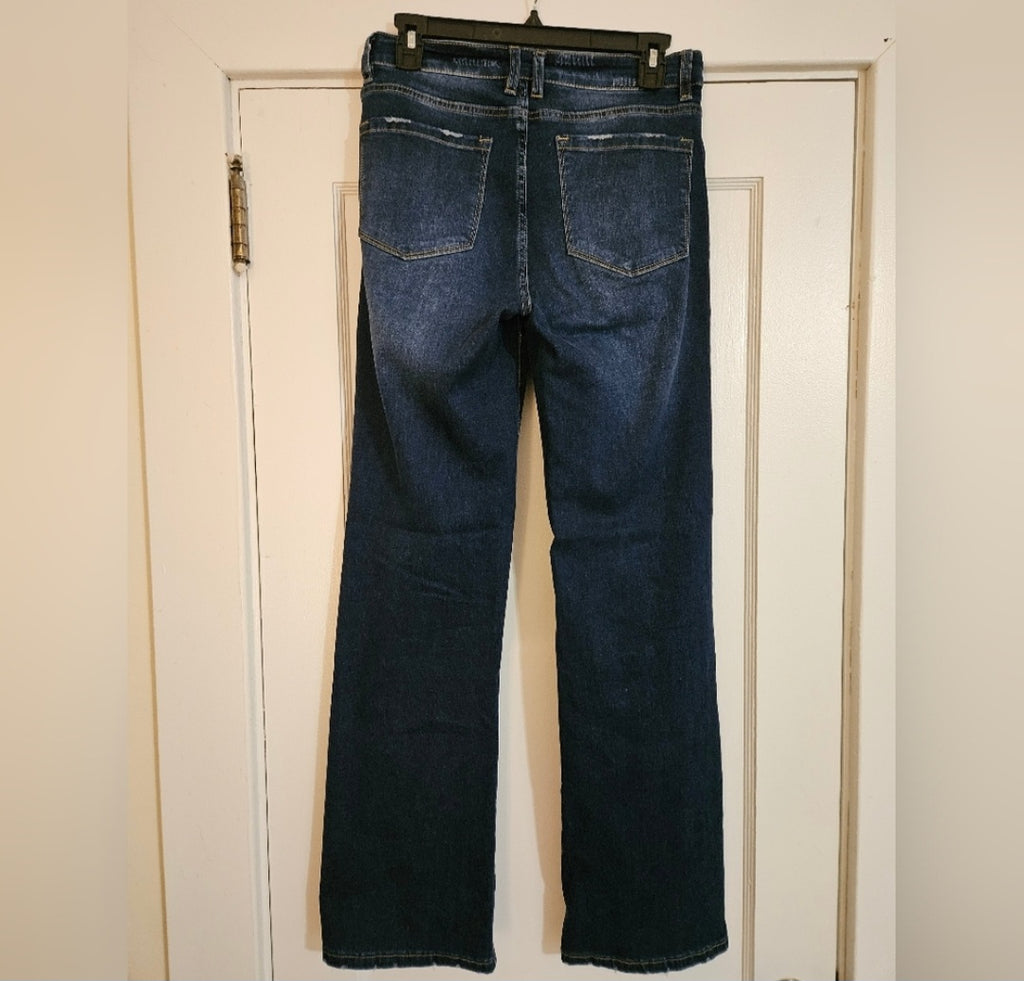 Unbranded Wideleg Distressed Jeans. Button fly. Distressed on front only. Size Small