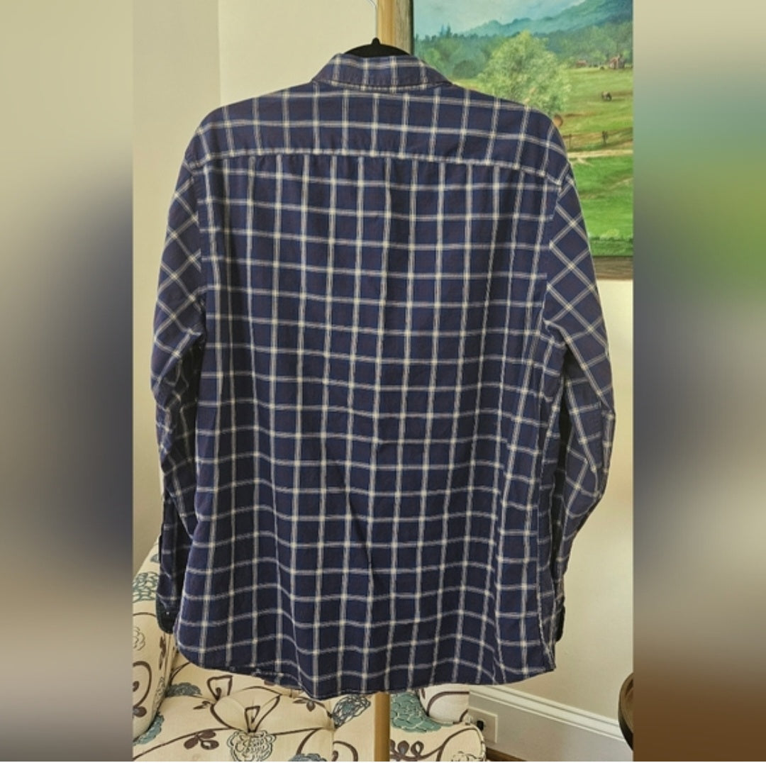 Banana Republic Longsleeve Button Up Standard Fit Shirt Size Large