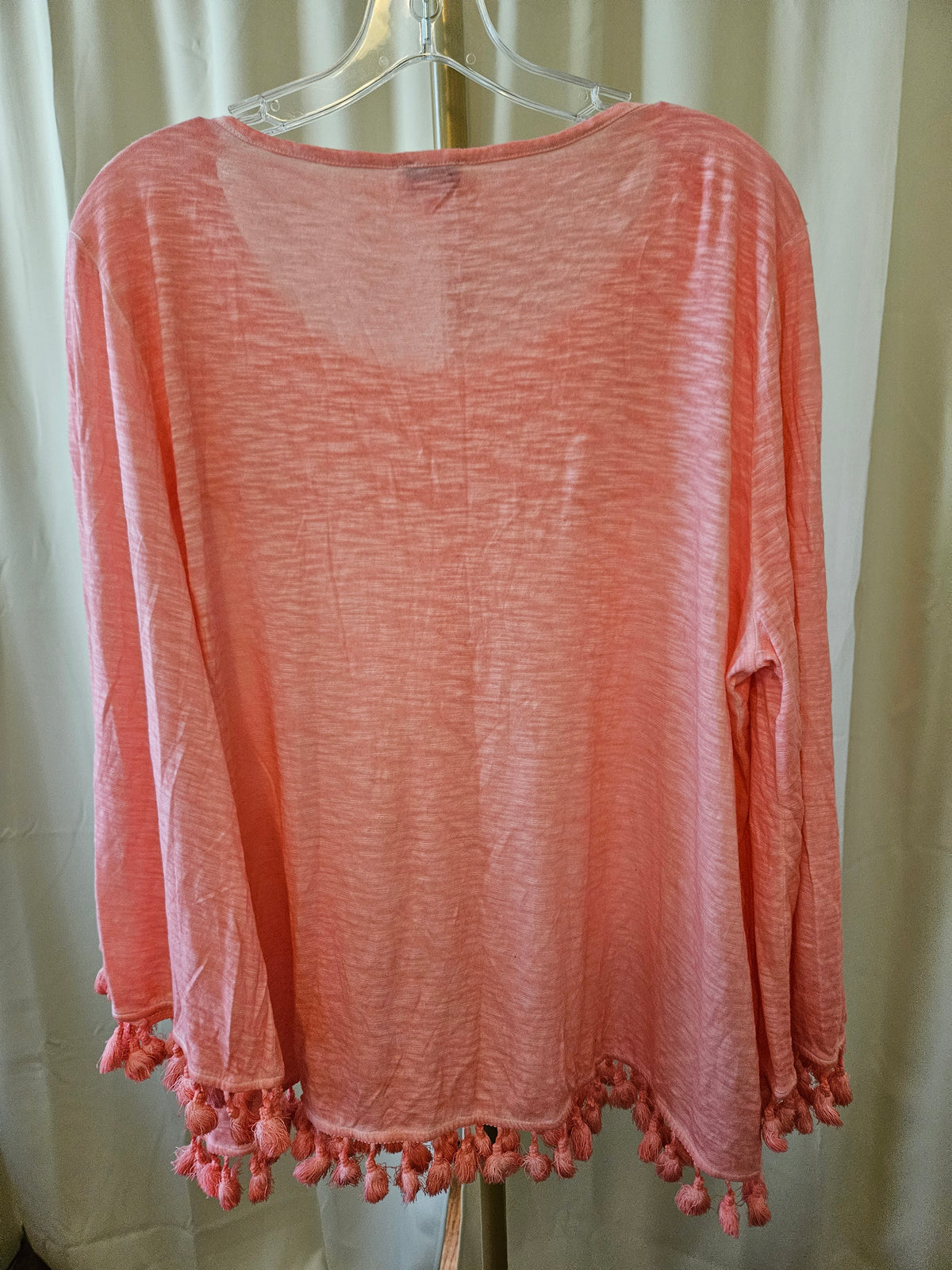 Crown & Ivy Pink Embroidered Tassel Blouse Size XL