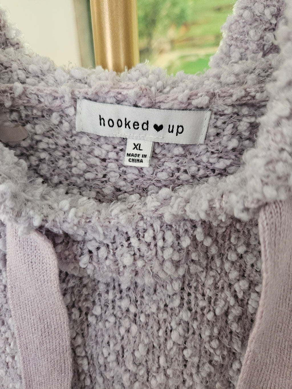 Hooked Up by IOT Lilac Hooded Sweater Sz XL