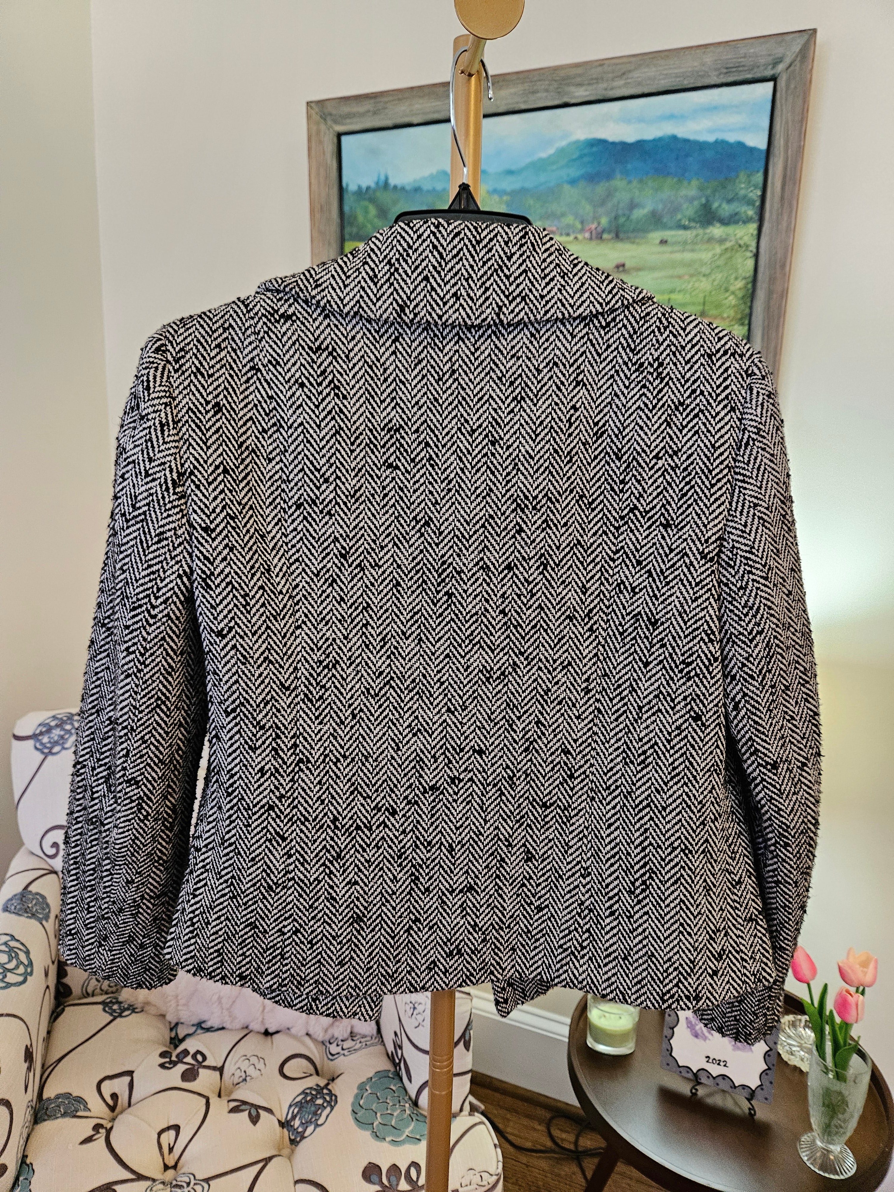 Jones New York Black and White Herringbone Tweed Jacket Sz 2