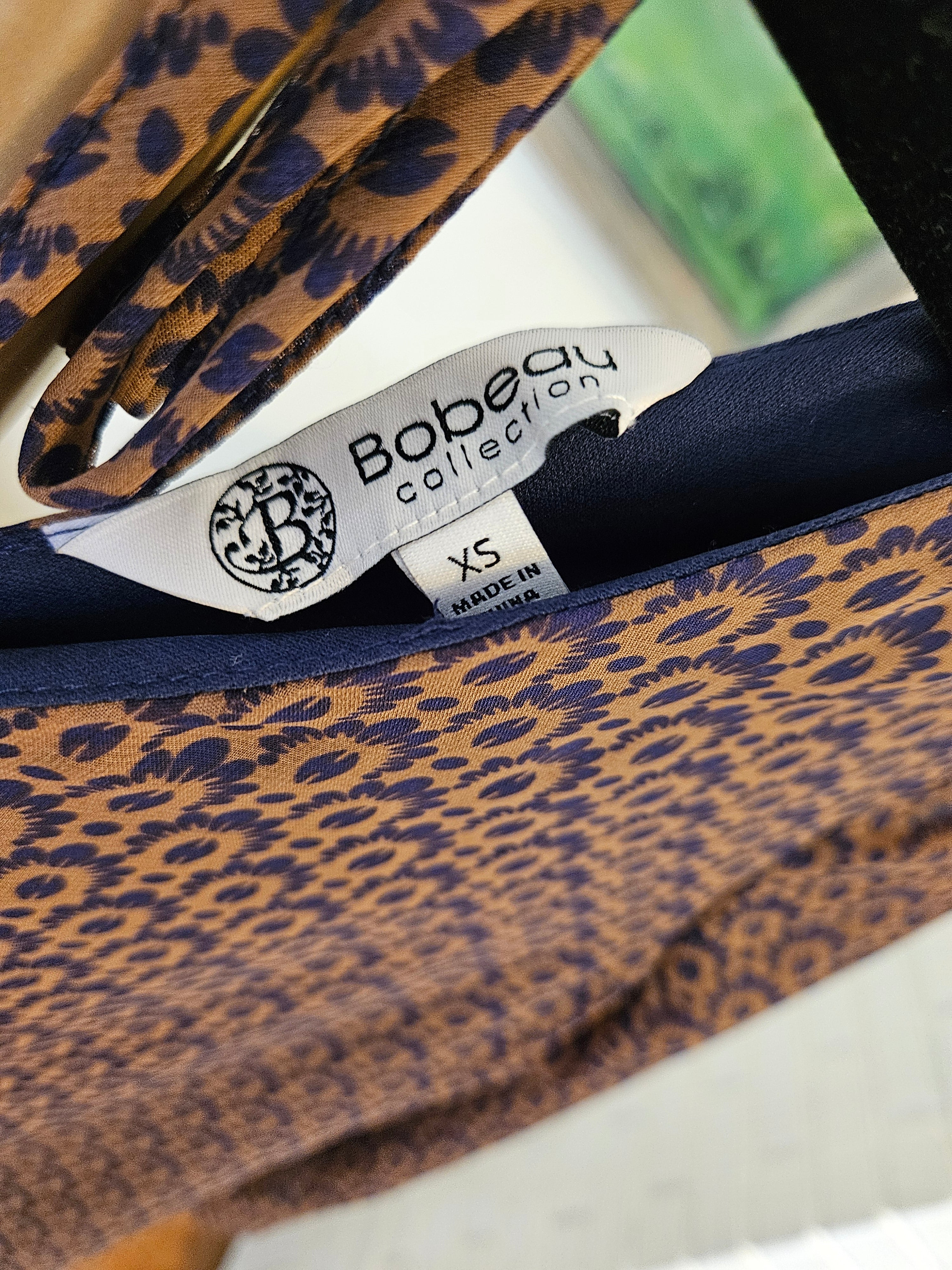 Bobeau Elegant Brown V-Neck Flowy Mini Dress XS