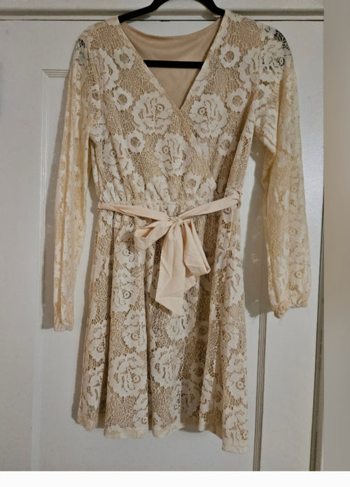 Apricot Crochet Lace Belted V-Neck Wrap Mini Dress Size Small.