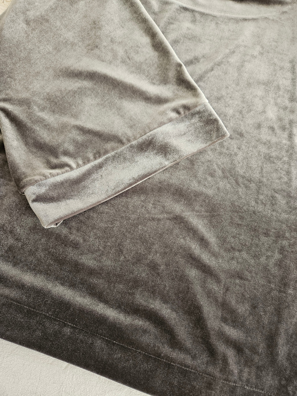 GAP Charcoal Gray Velvet Batwing Women's Blouse Sz Lg