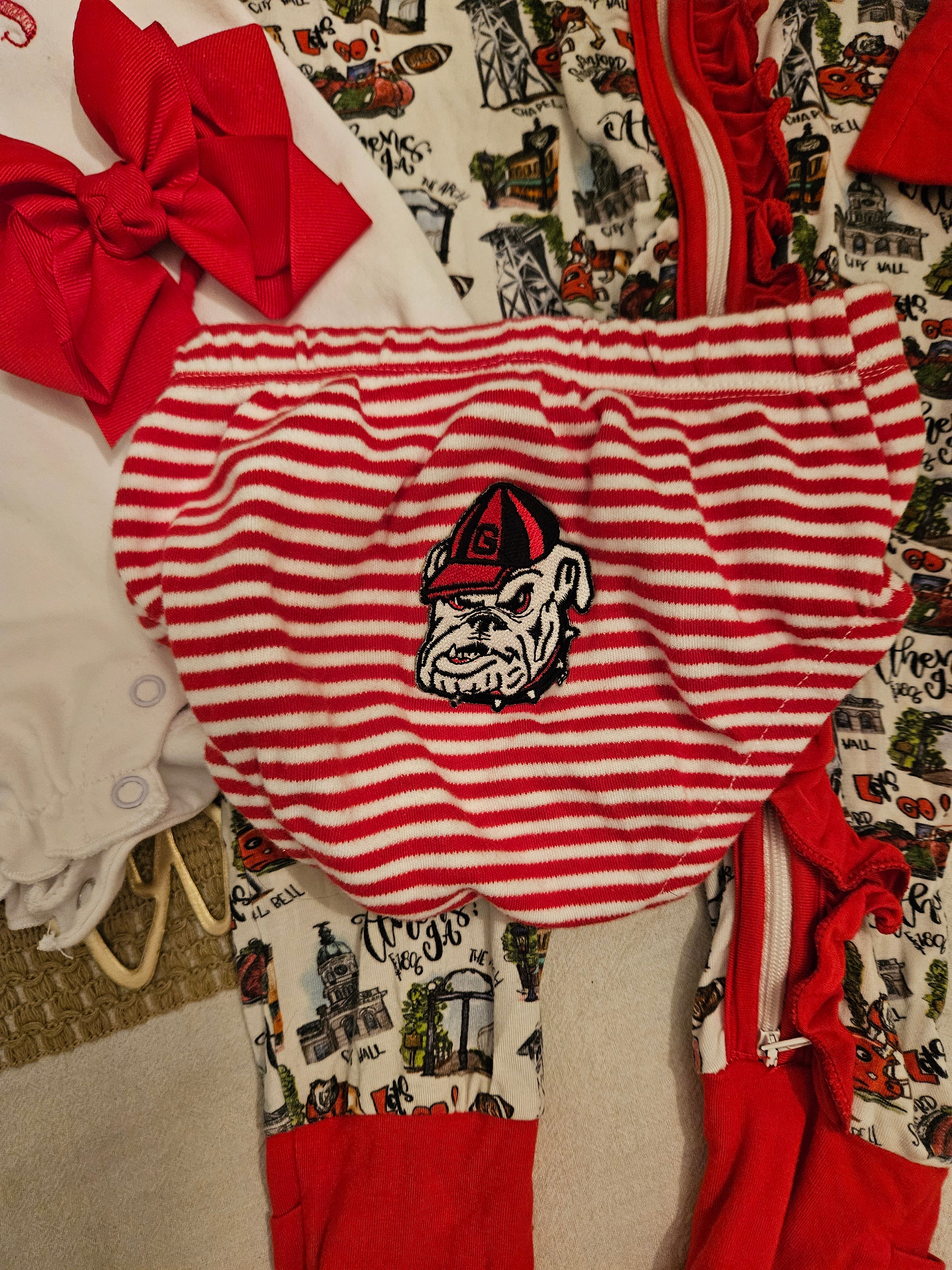 GA Bulldog Bundle. Bubble, Sleeper, Bloomers And Bow Sz 6-12M
