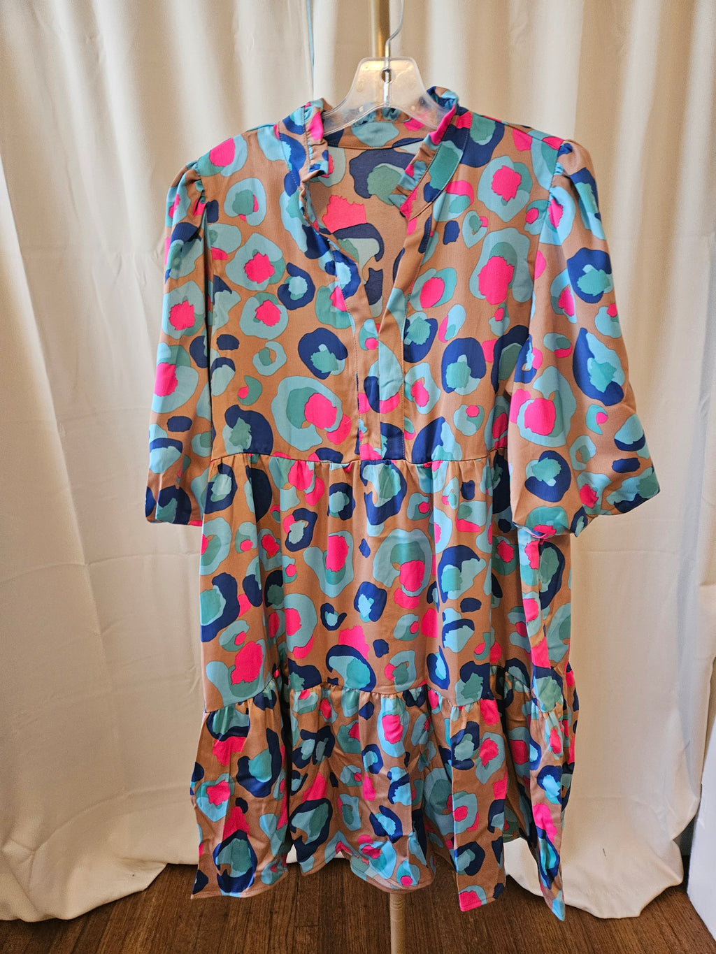 Hidden Brand Multicolor Leopard Print Ruffle Dress – V-Neck Balloon Sleeve