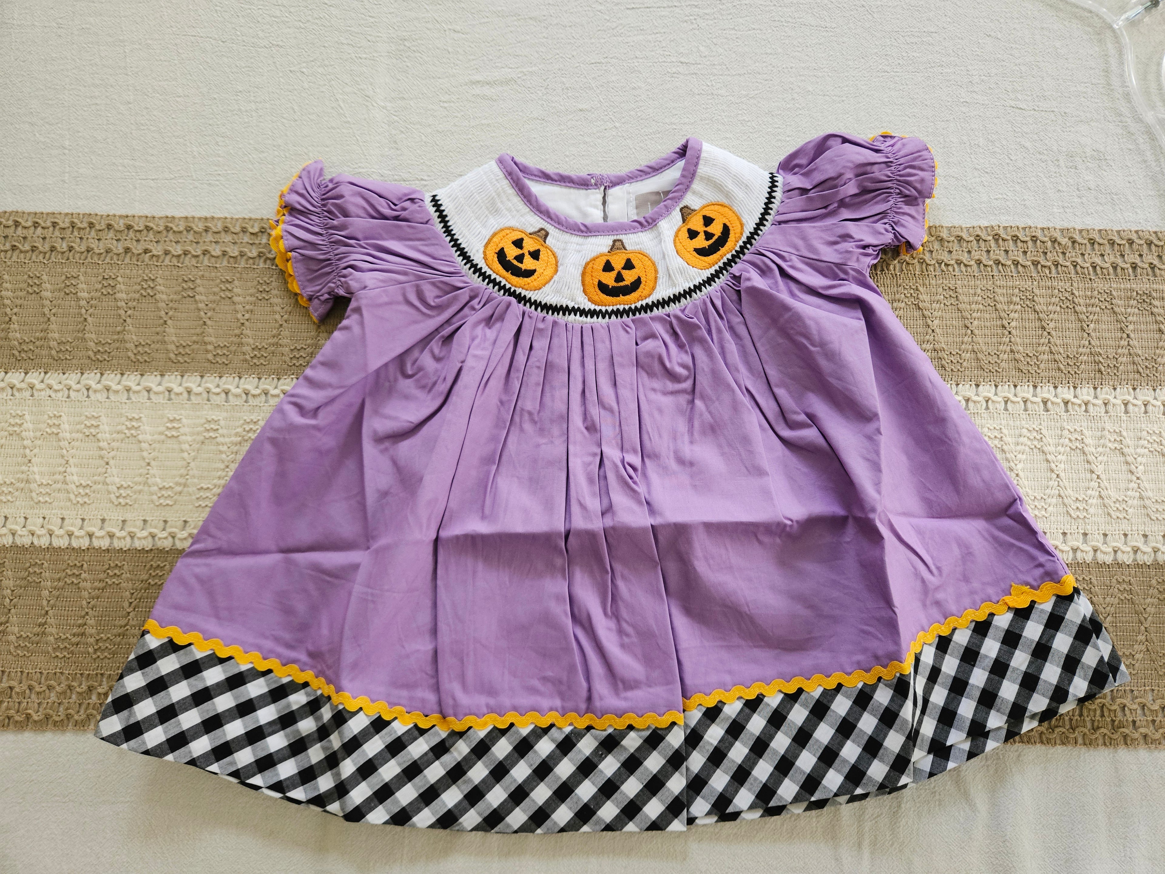 Lil Cactus Purple, Black & White Gingham Smocked Jack O'Lantern Dress Size 3–6M