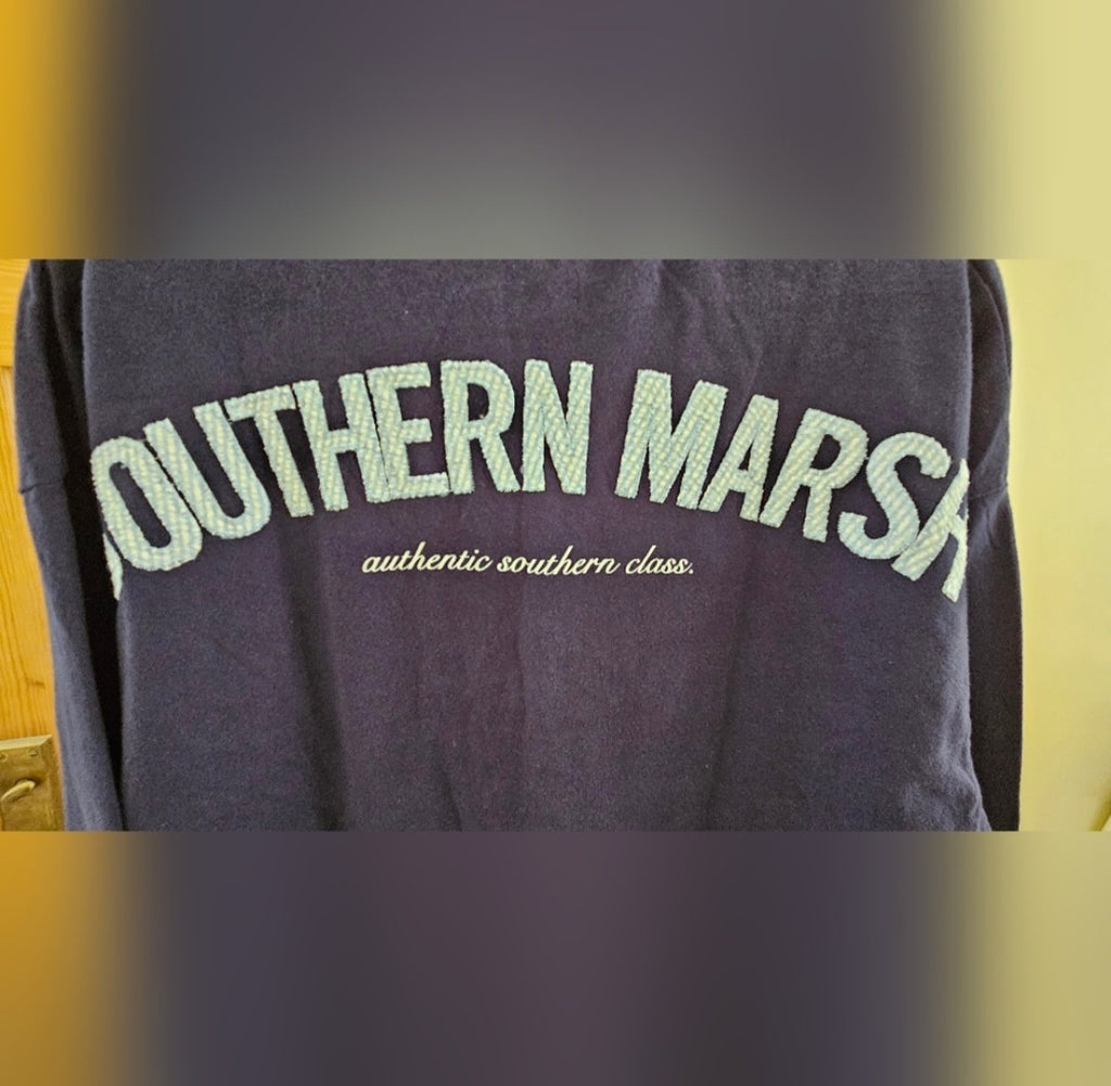 Southern Marsh Longsleeve Applique Tshirt Size Medium