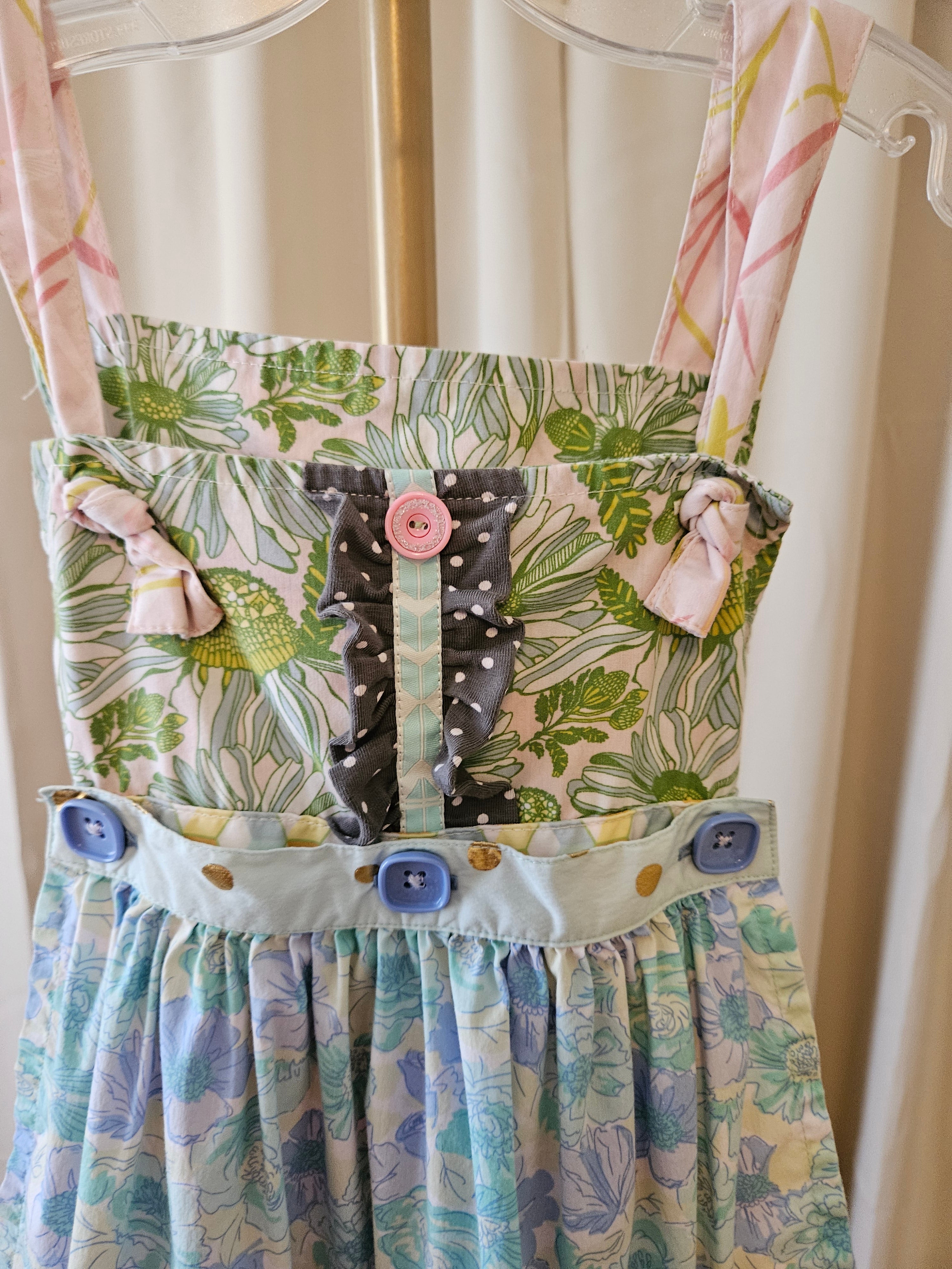 Matilda Jane Sundress – Whimsical Swans, Florals & All the Fun Things – Sz 6