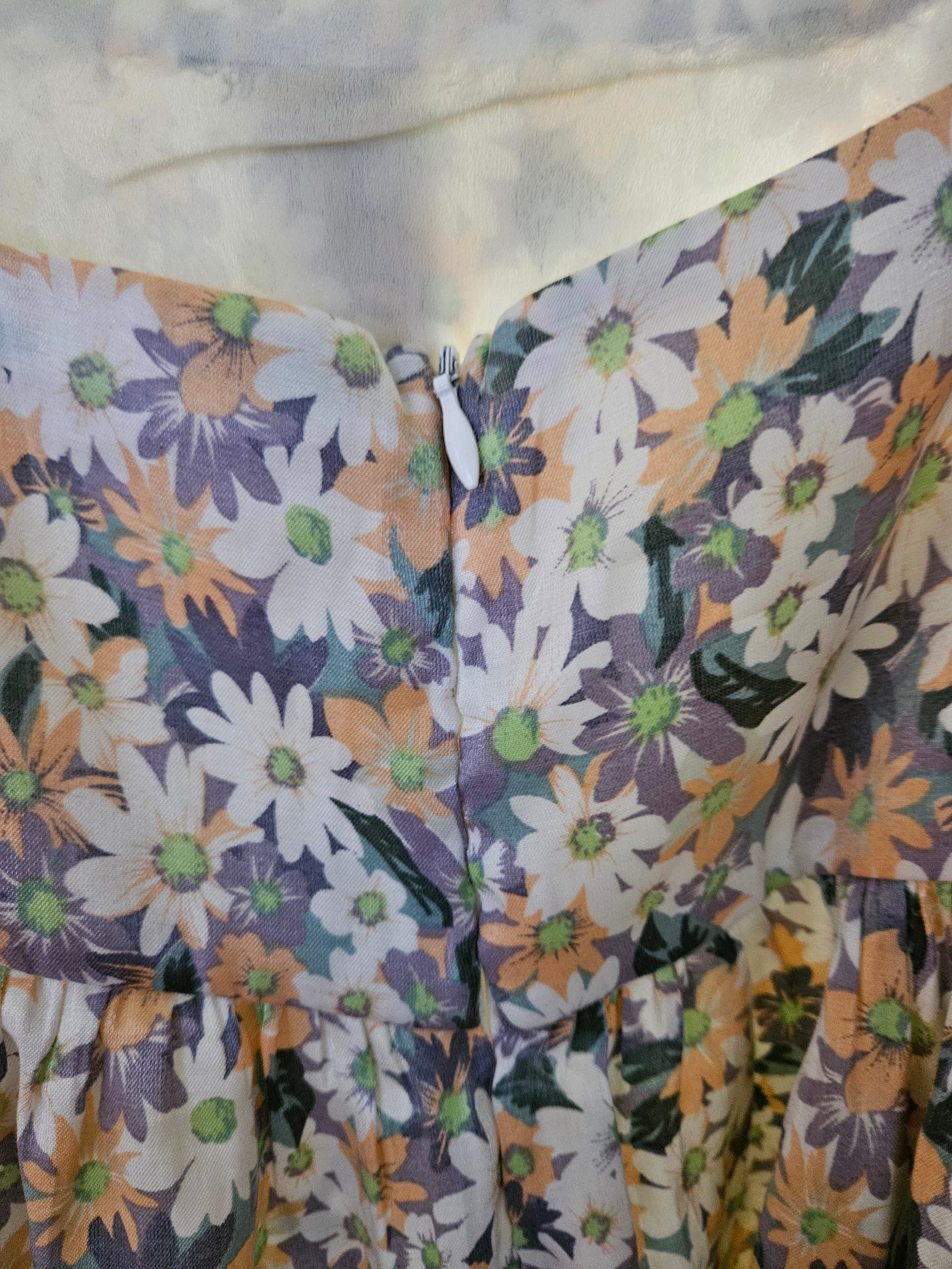 Storia Floral Blouse with Puff Sleeves & Shimmer Accent Sz Sm