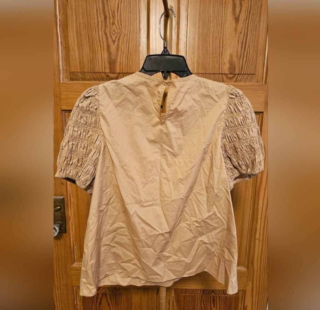 English Factory Smocked Short Sleeve Blouse w/ Button closure on back Size Small