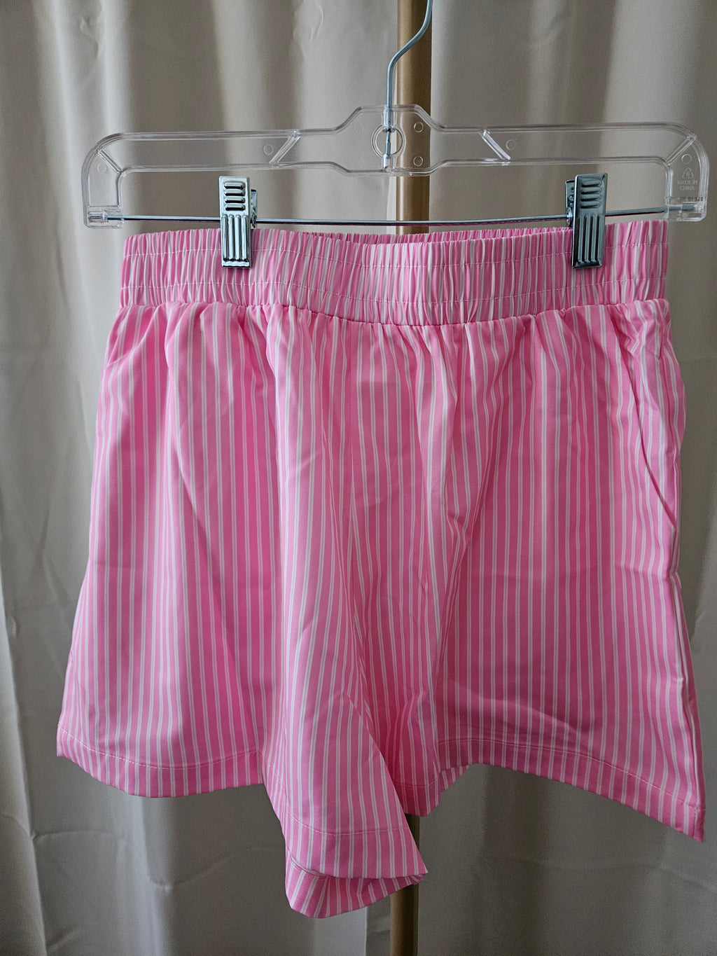 Rosa Clothing Pink & White 2PC Shorts Set Tie Back Top Elastic Waist