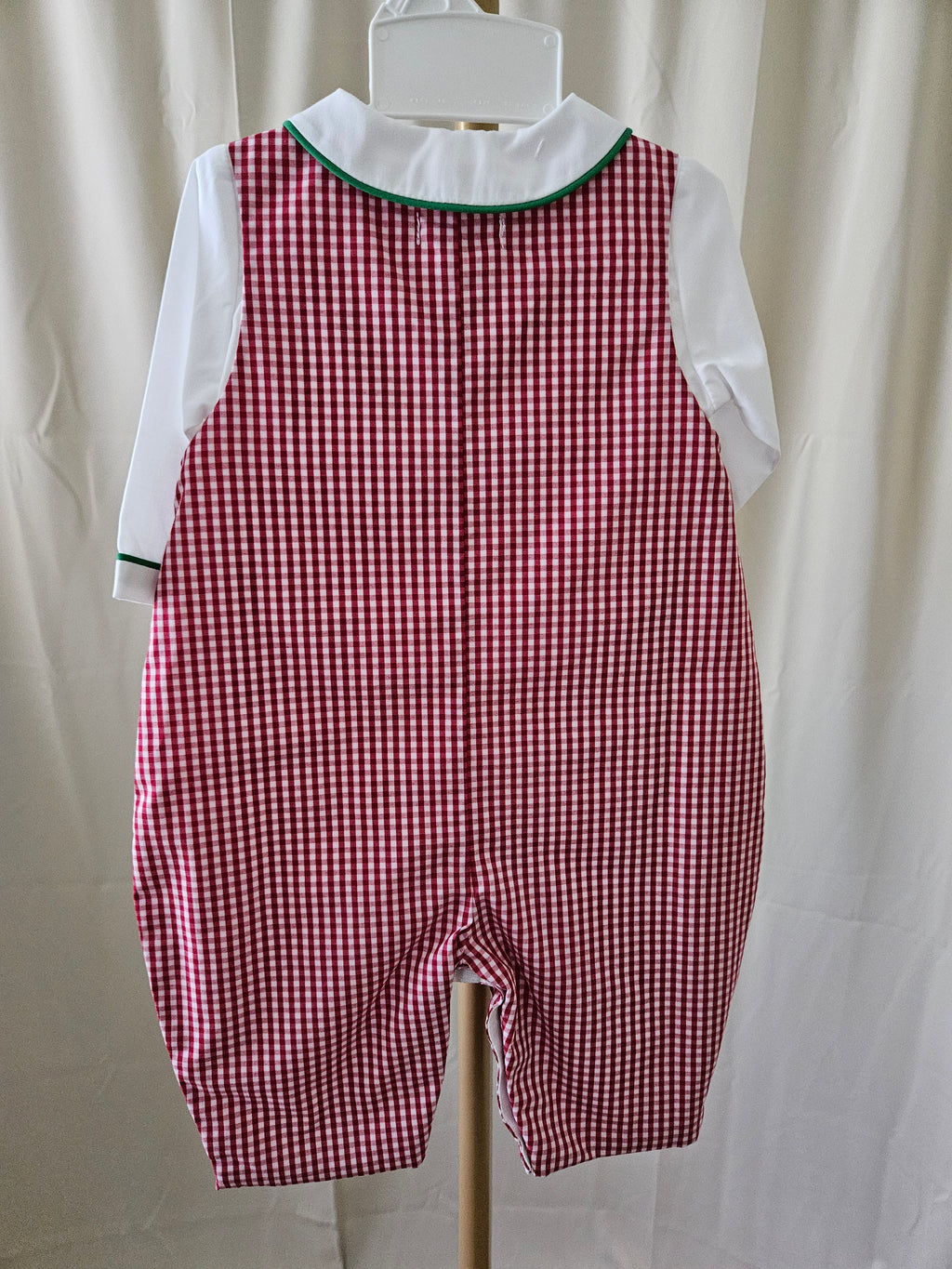 Petit Ami Smocked Santa Sleigh Gingham Jon Jon