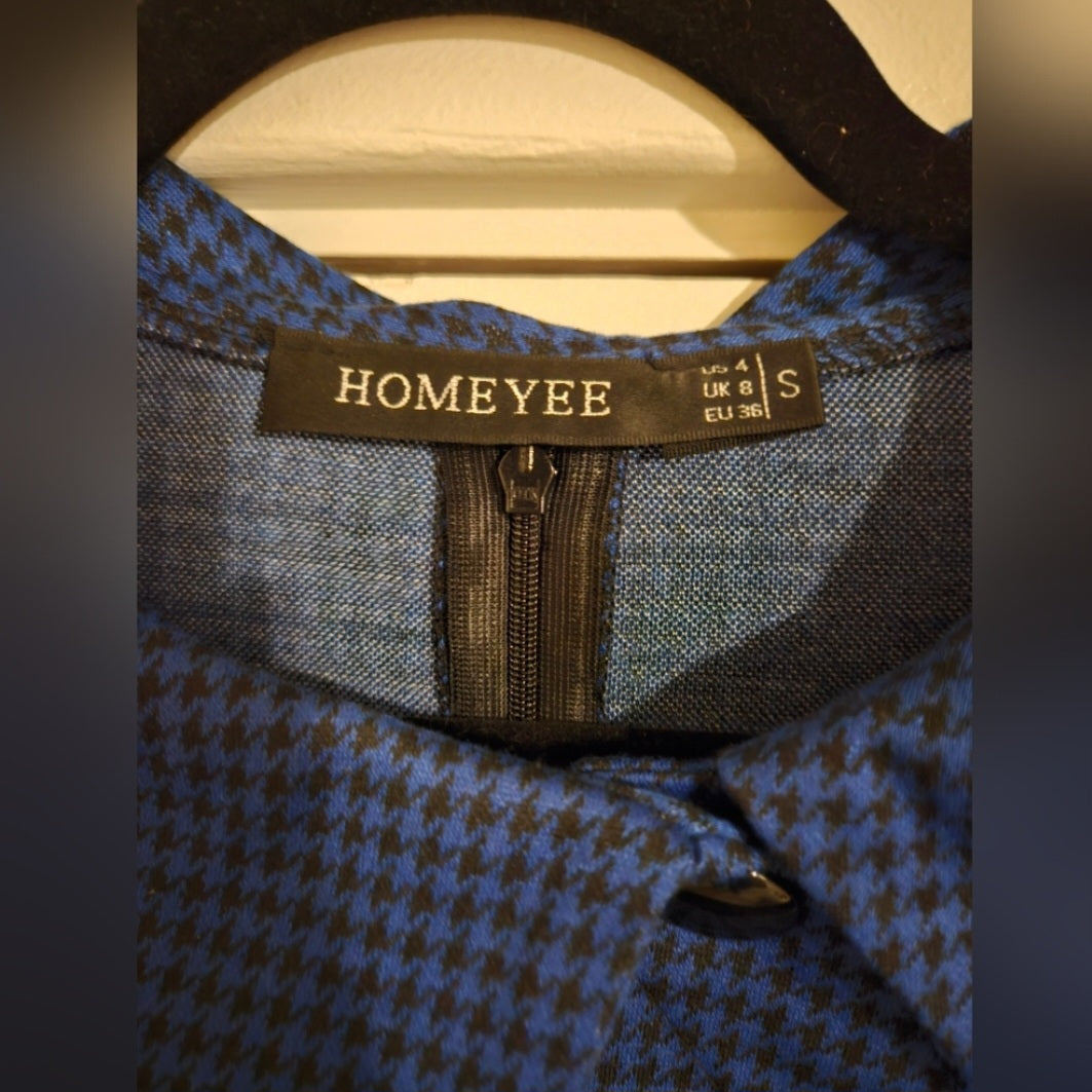 Homeyee Long Sleeve Business Casual Dress. Bodycon style. Size4