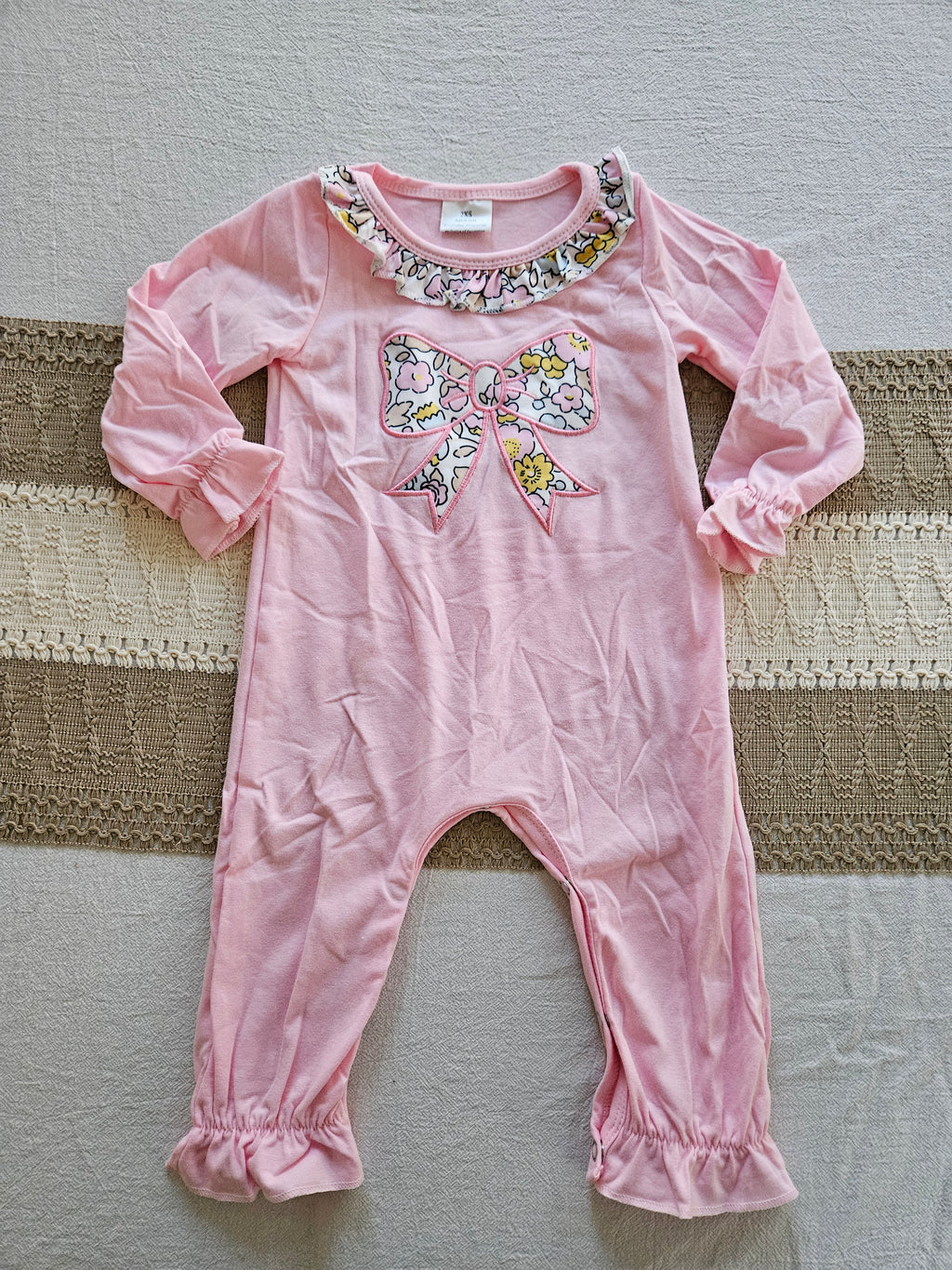 Sassy Kids Pink Floral Bow Applique Romper Sz 6-12M