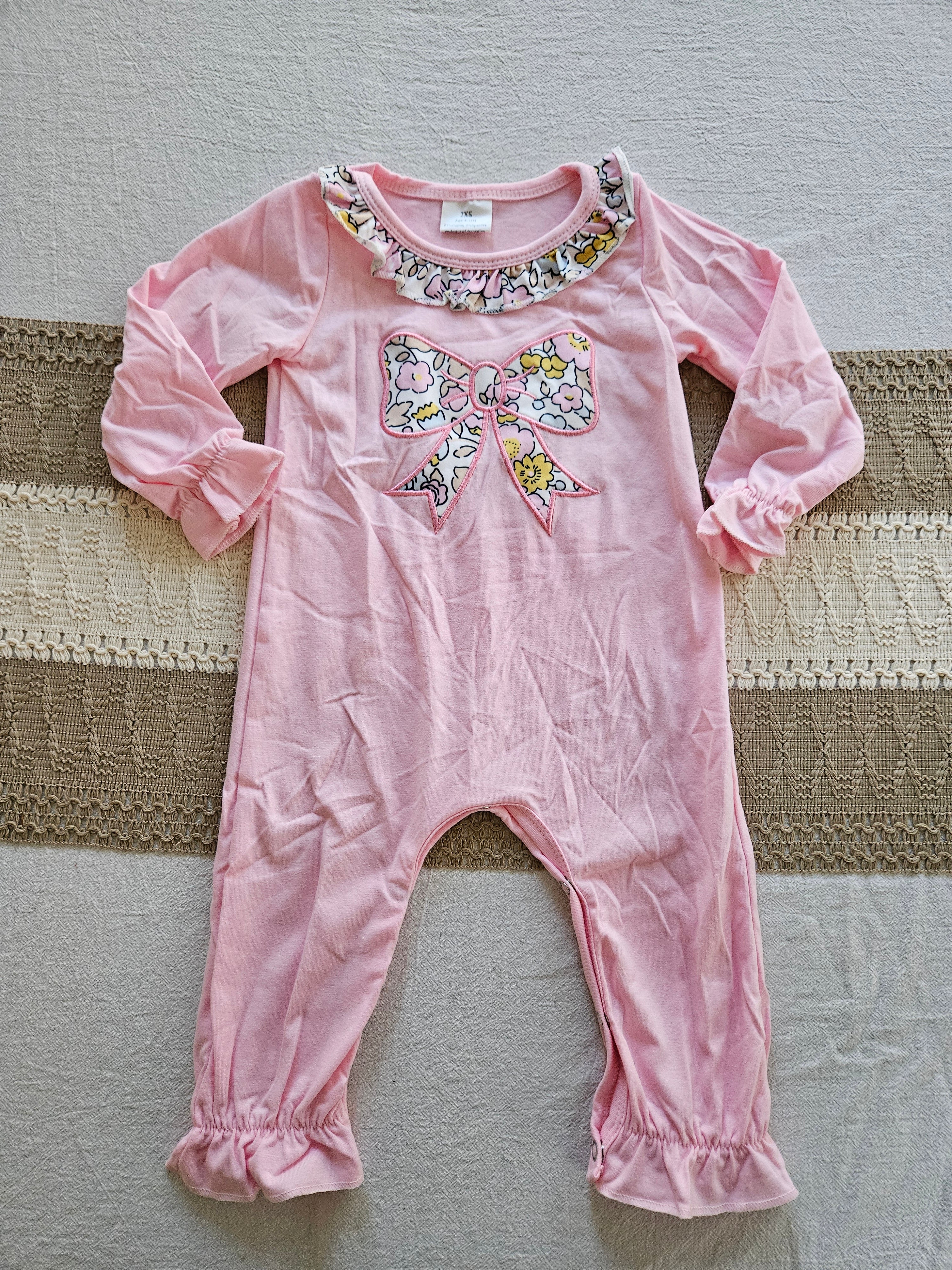 Sassy Kids Pink Floral Bow Applique Romper Sz 6-12M