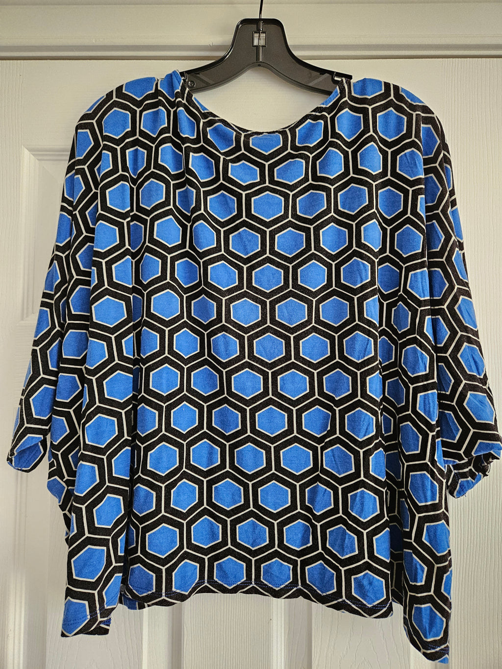 Hourglass Lilly Blue and Black Cropped Batwong Geometric Blouse Sz XS