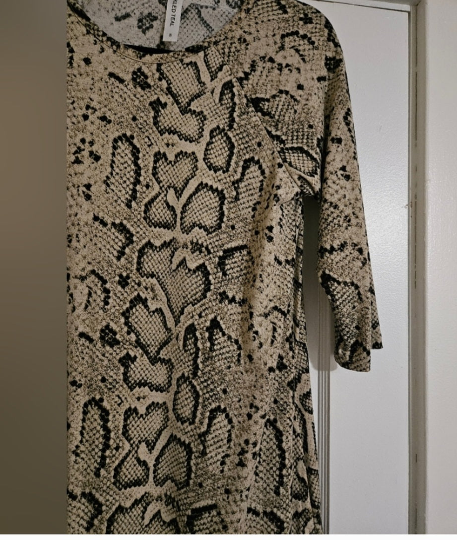 Tickled Teal 3/4 Sleeve Aline Mini Dress with Snake print pattern. Size Small