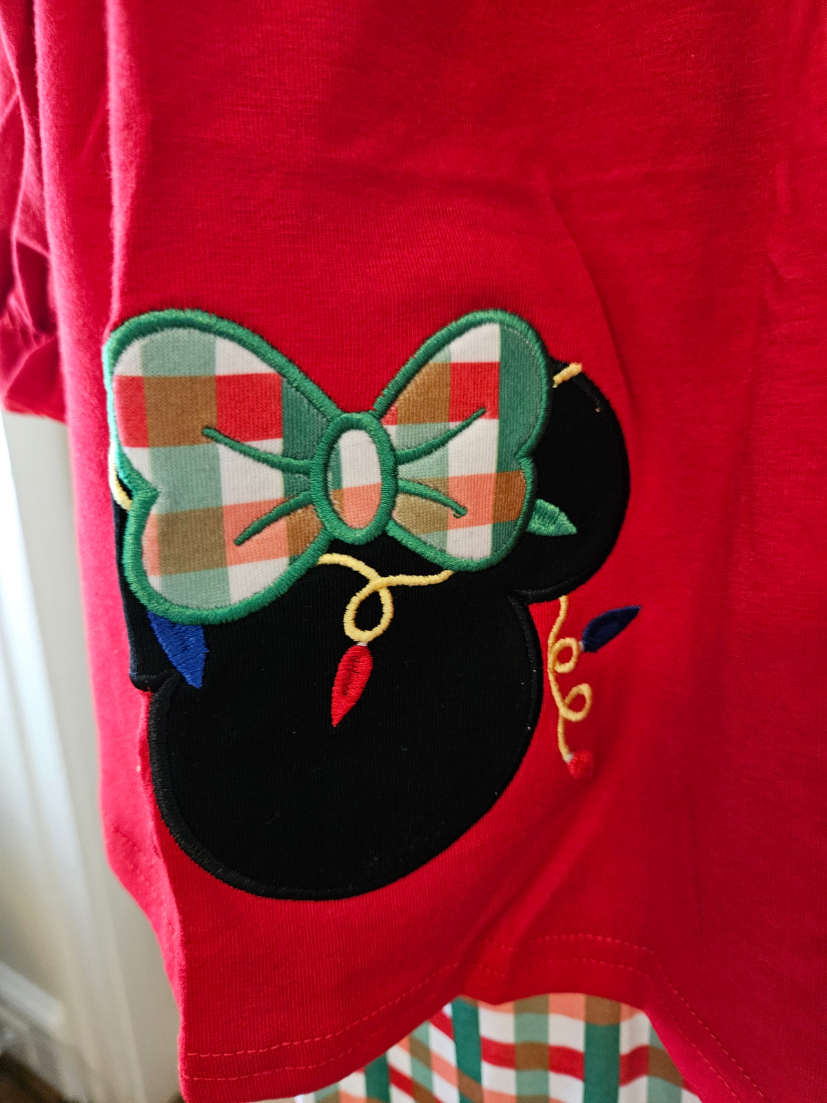 Abby & Evie 4T A Very Mickey Christmas Outfit Set