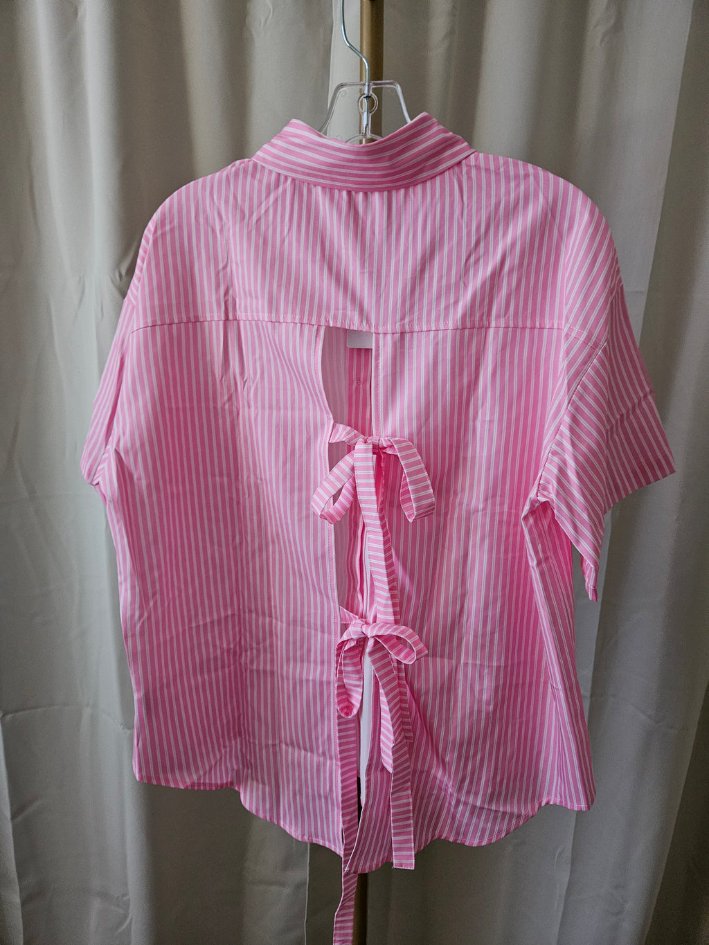 Rosa Clothing Pink & White 2PC Shorts Set Tie Back Top Elastic Waist