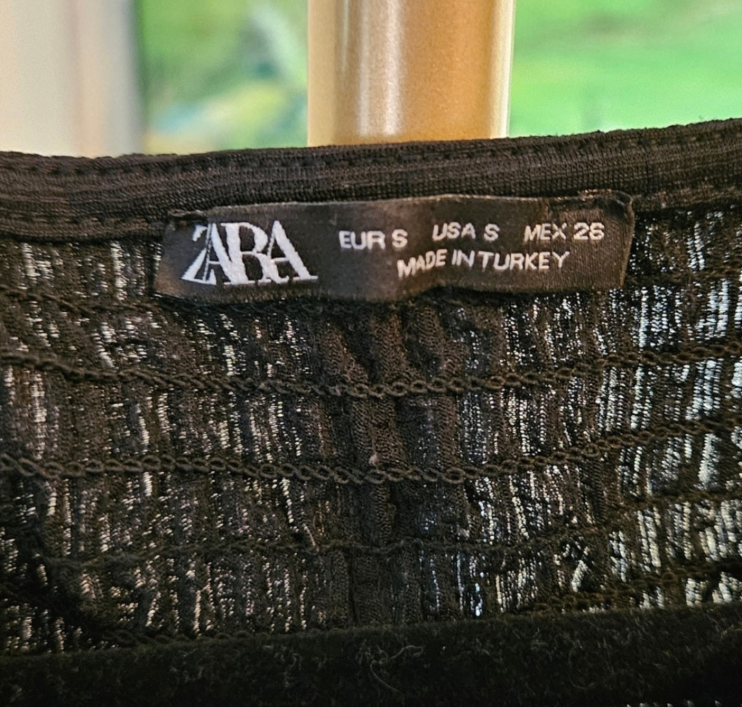 Zara Blk Rouched Gathered Hem Top Size Small