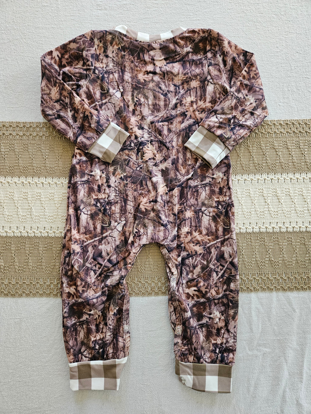 Sassy Kids Camo Hunting  Applique Romper Sz 12-18M