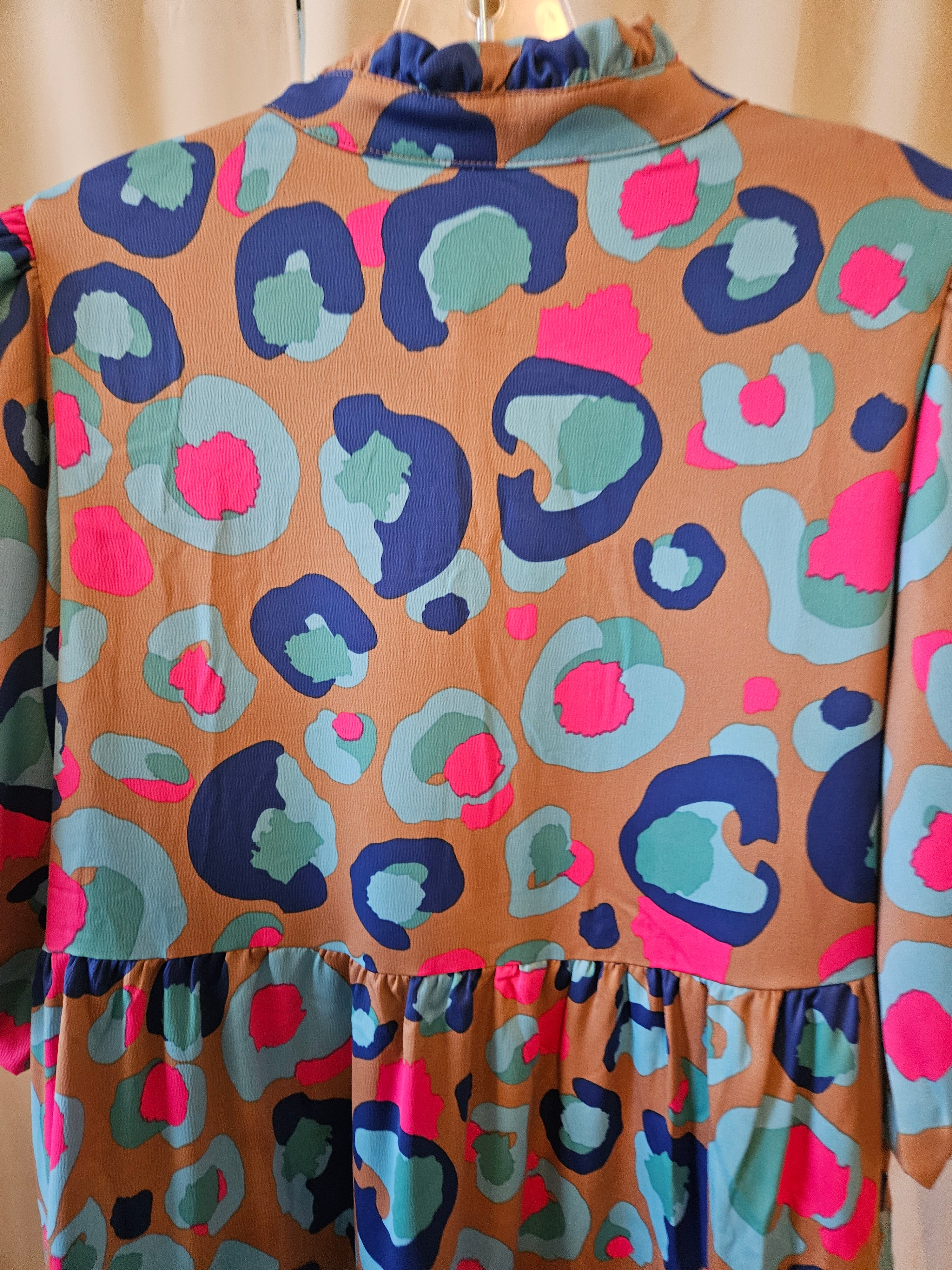 Hidden Brand Multicolor Leopard Print Ruffle Dress – V-Neck Balloon Sleeve