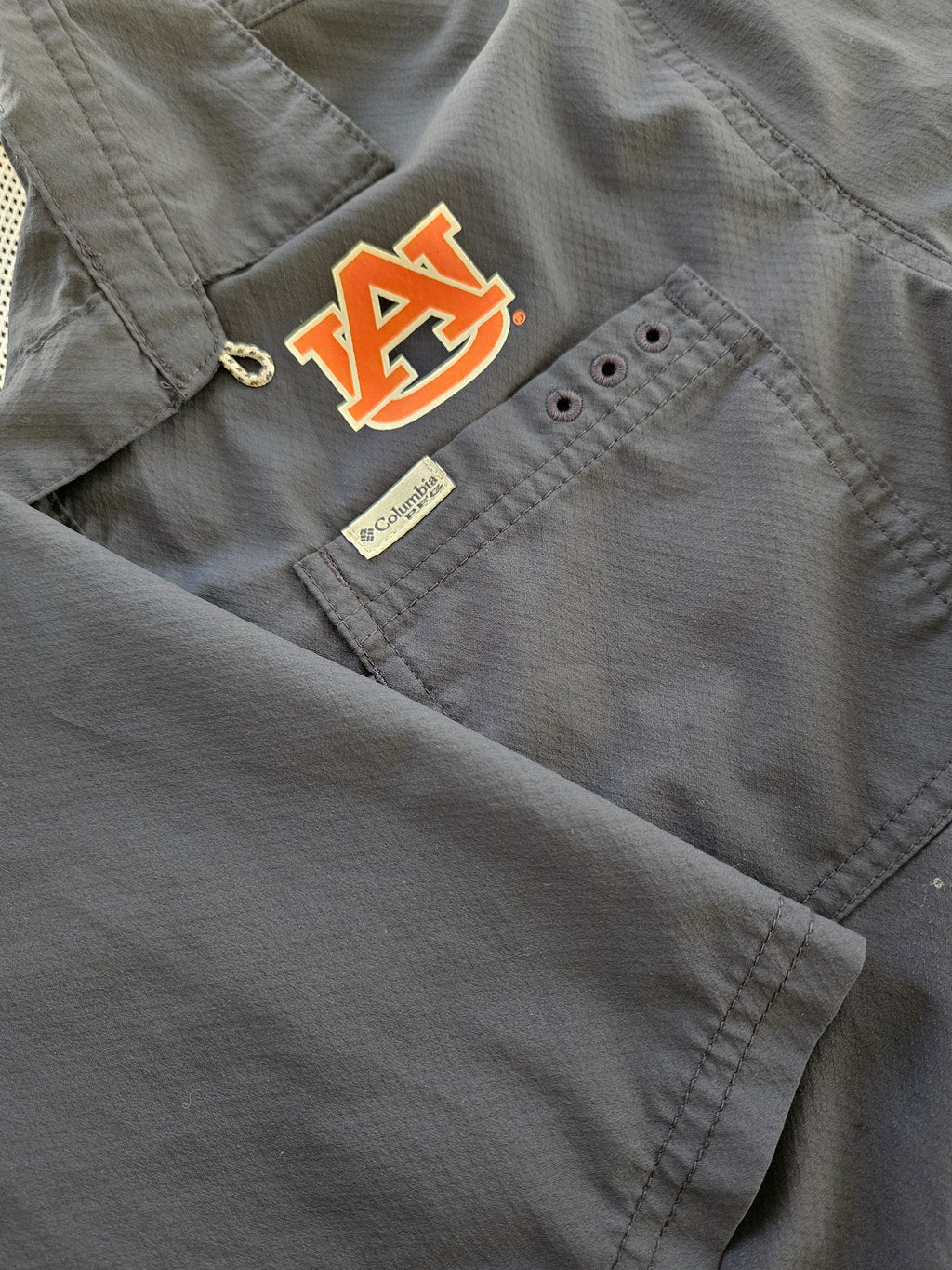 Columbia Dark Blue Auburn Tigers Casual Button Down Shirt Sz Med