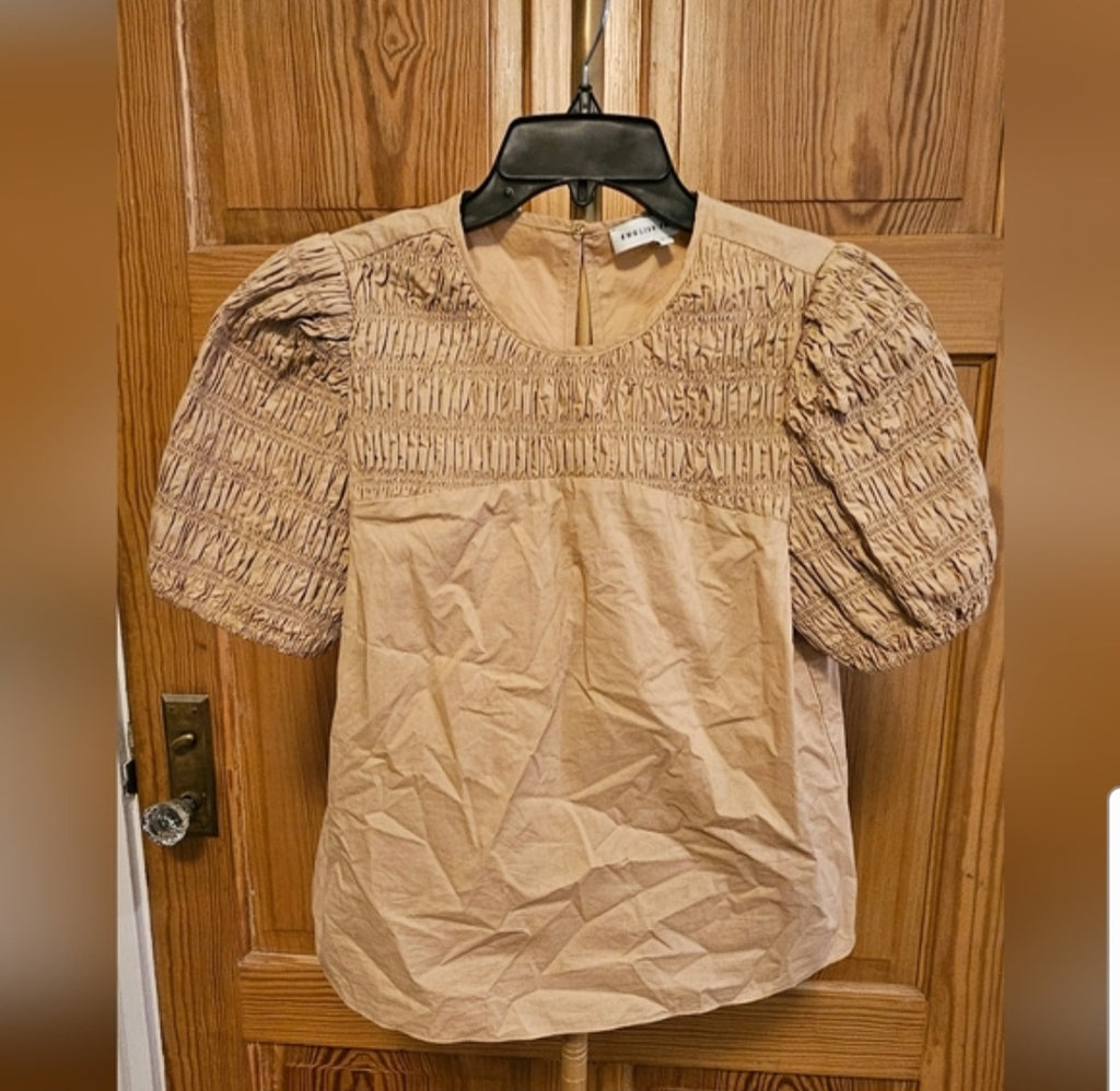 English Factory Smocked Short Sleeve Blouse w/ Button closure on back Size Small