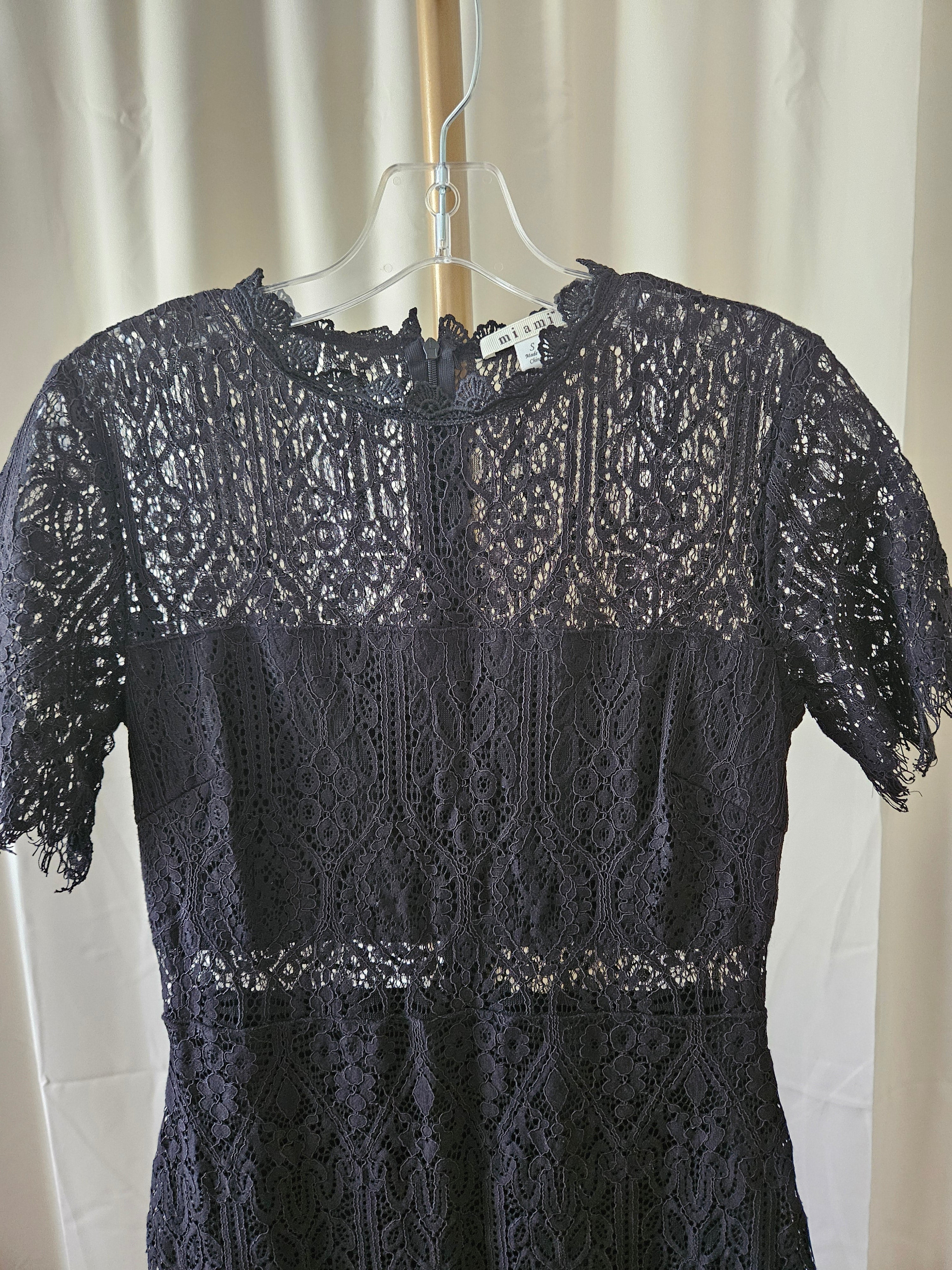 Miami Sz S – Black Lace Sheer Detail Fringe Dress