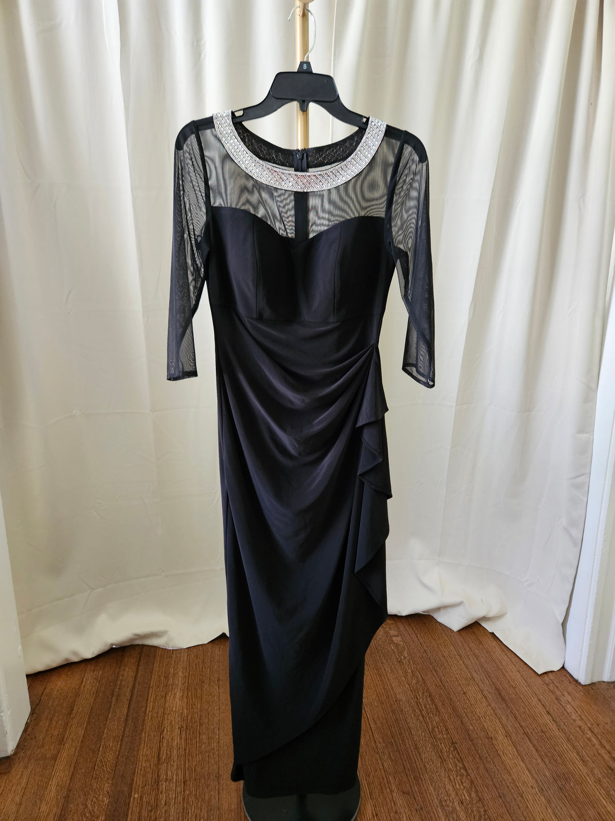 Elegant Black Slimming Dress – Alex Evenings | Size 4P