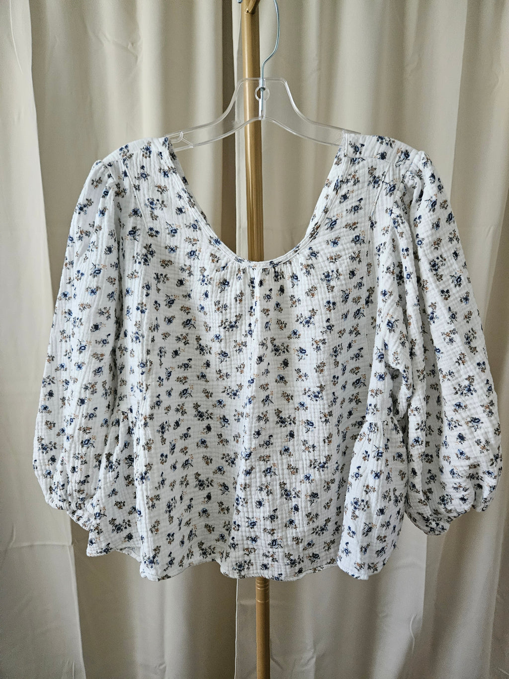 Hudson Gray Textured Puff Sleeve Cropped Top – Size L