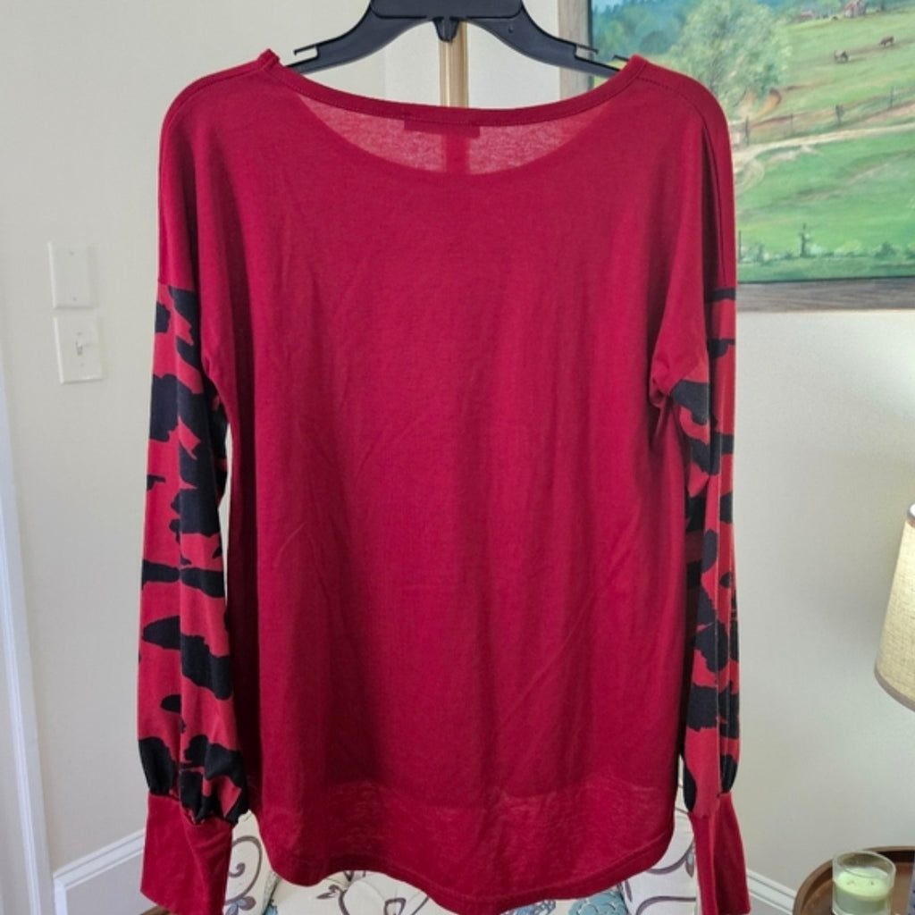 LoveU.Dear Deep Red and Black Long Sleeve Asymmetrical Blouse Sz Sm