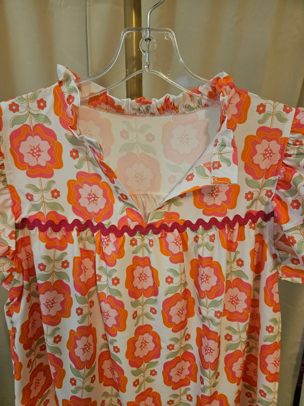 Wholsalesir Spring Floral V-Neck Top