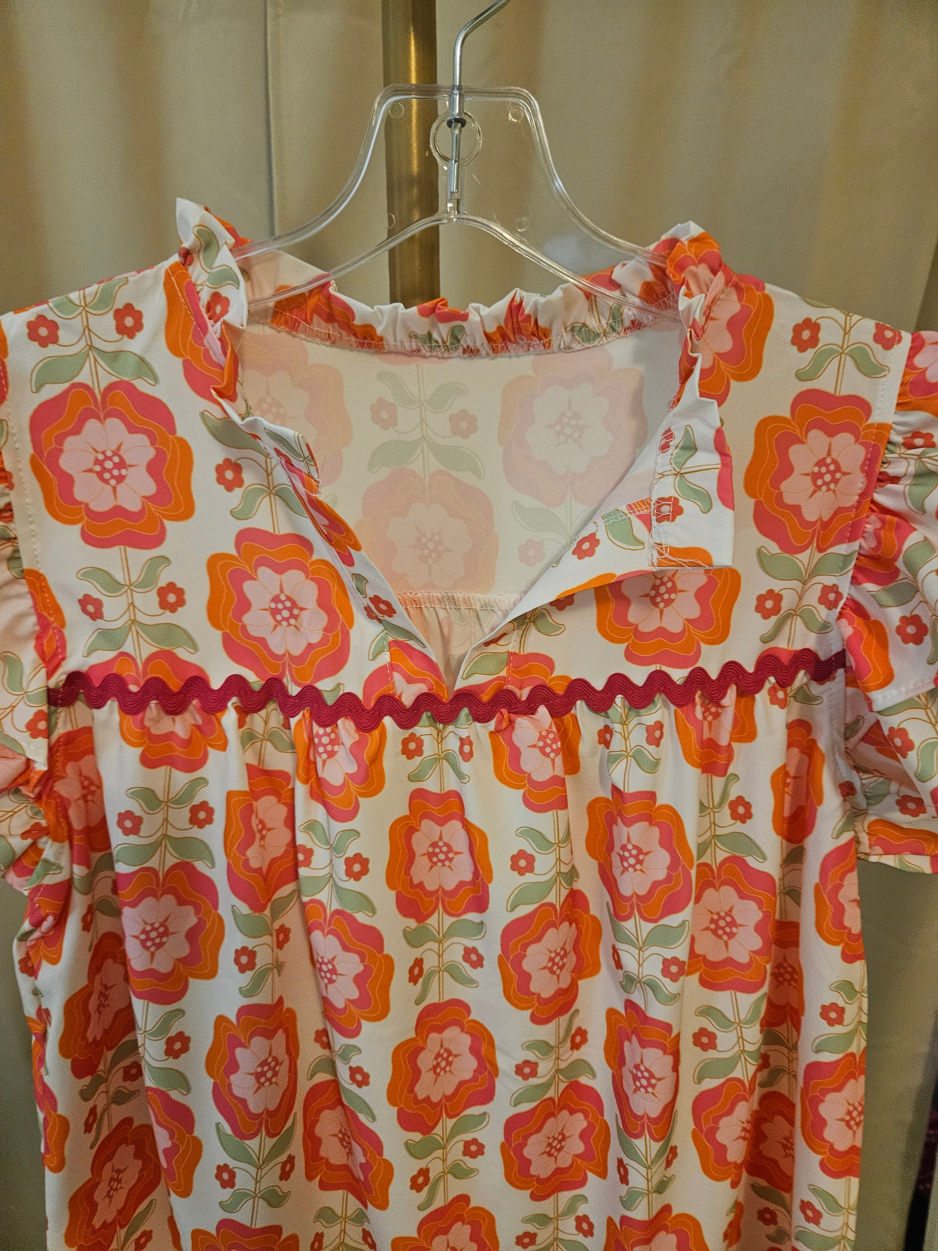 Wholsalesir Spring Floral V-Neck Top