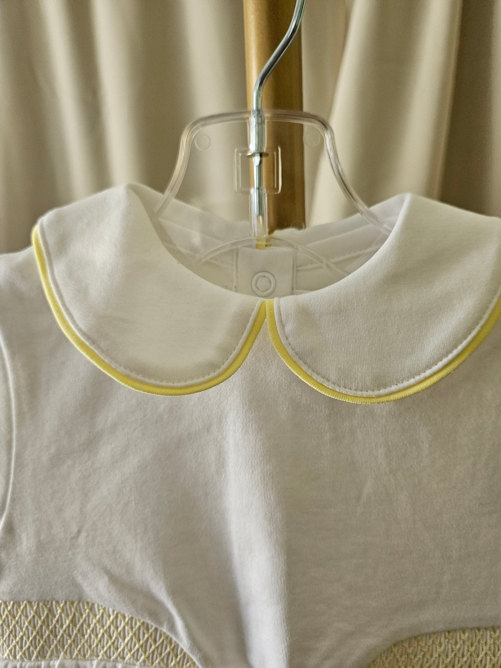 The Beaufort Bonnet Company 0-6M Yellow & White Smocked Bubble NWT