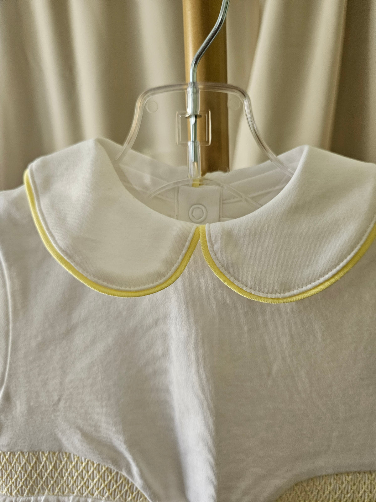 The Beaufort Bonnet Company 0-6M Yellow & White Smocked Bubble NWT