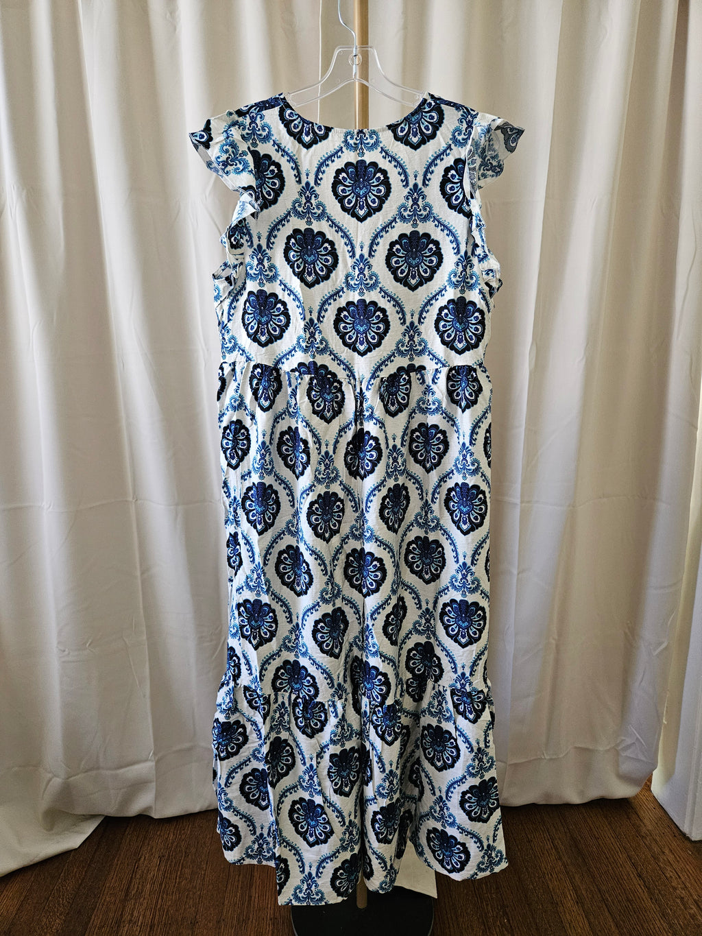 Wholesalesir Blue Damask Flutter Sleeve Maxi Dress