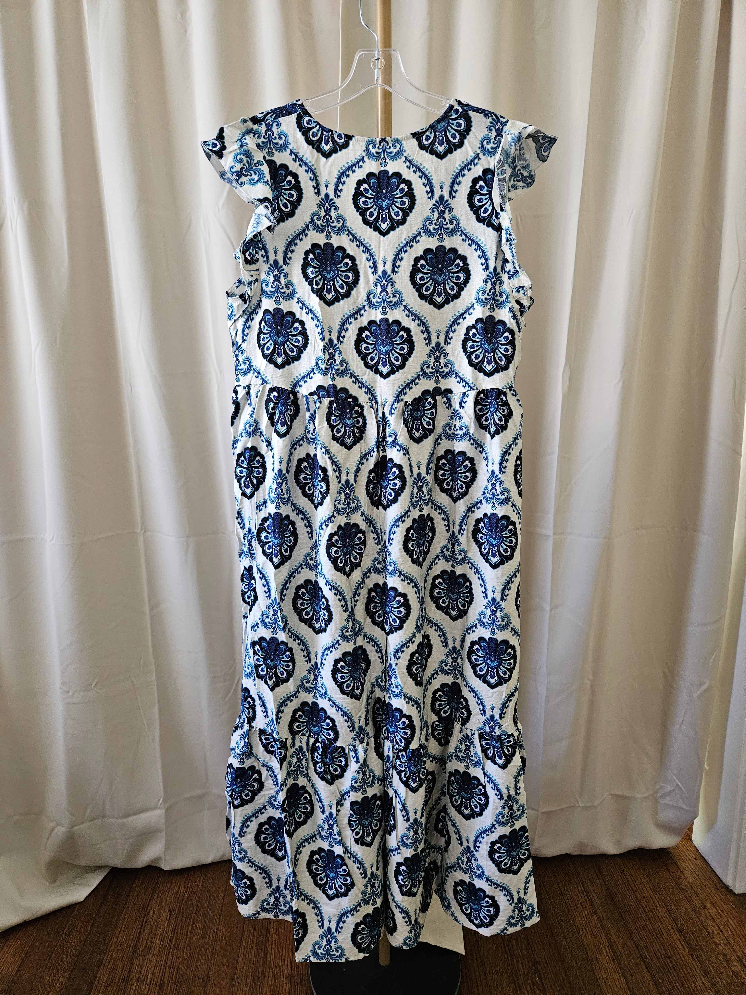 Wholesalesir Blue Damask Flutter Sleeve Maxi Dress