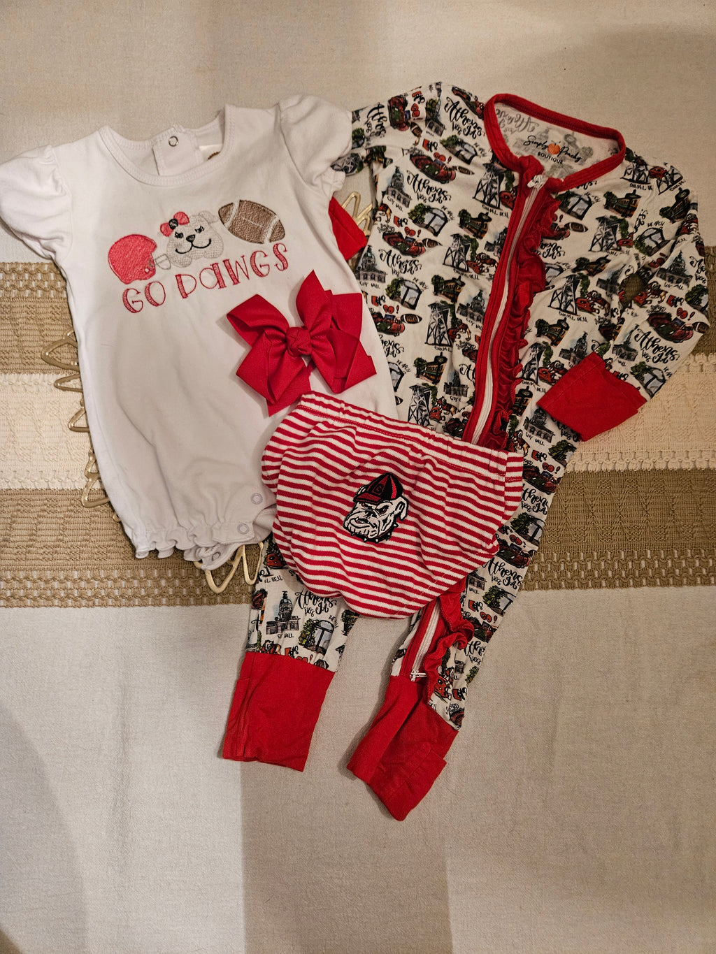 GA Bulldog Bundle. Bubble, Sleeper, Bloomers And Bow Sz 6-12M