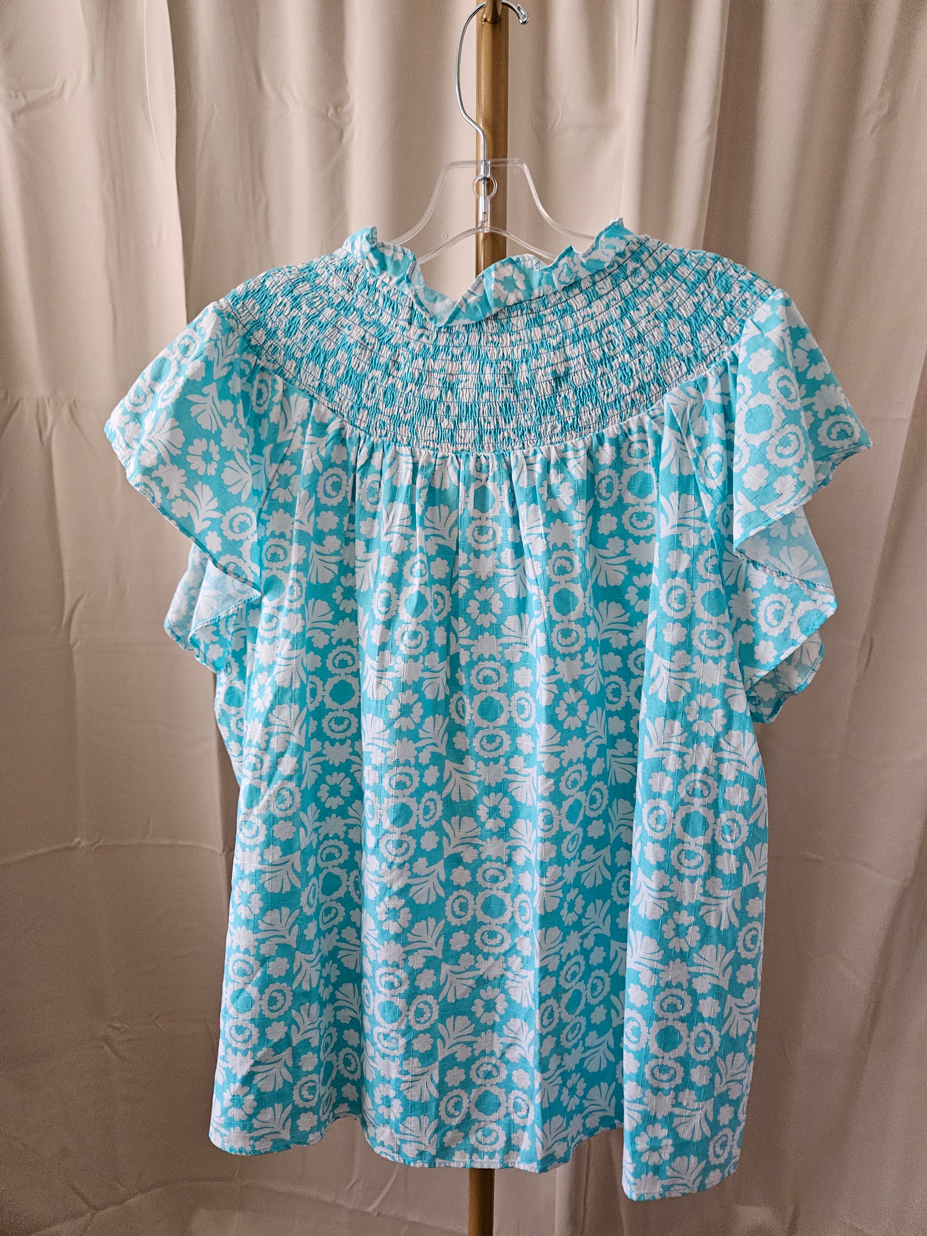 Ann Taylor Turquoise & White Printed Flutter Sleeve Blouse – XXL